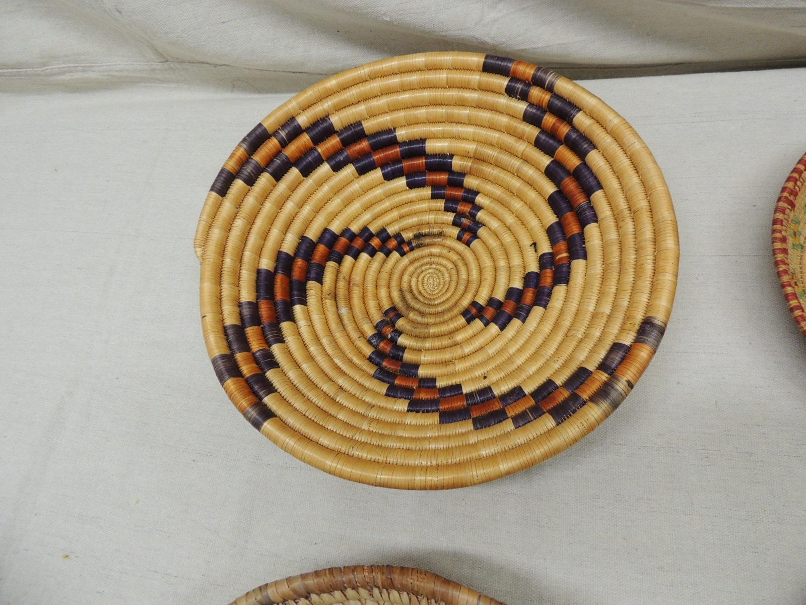 Set of '6' Woven Decorative Gallery Wall Woven Baskets In Good Condition In Oakland Park, FL