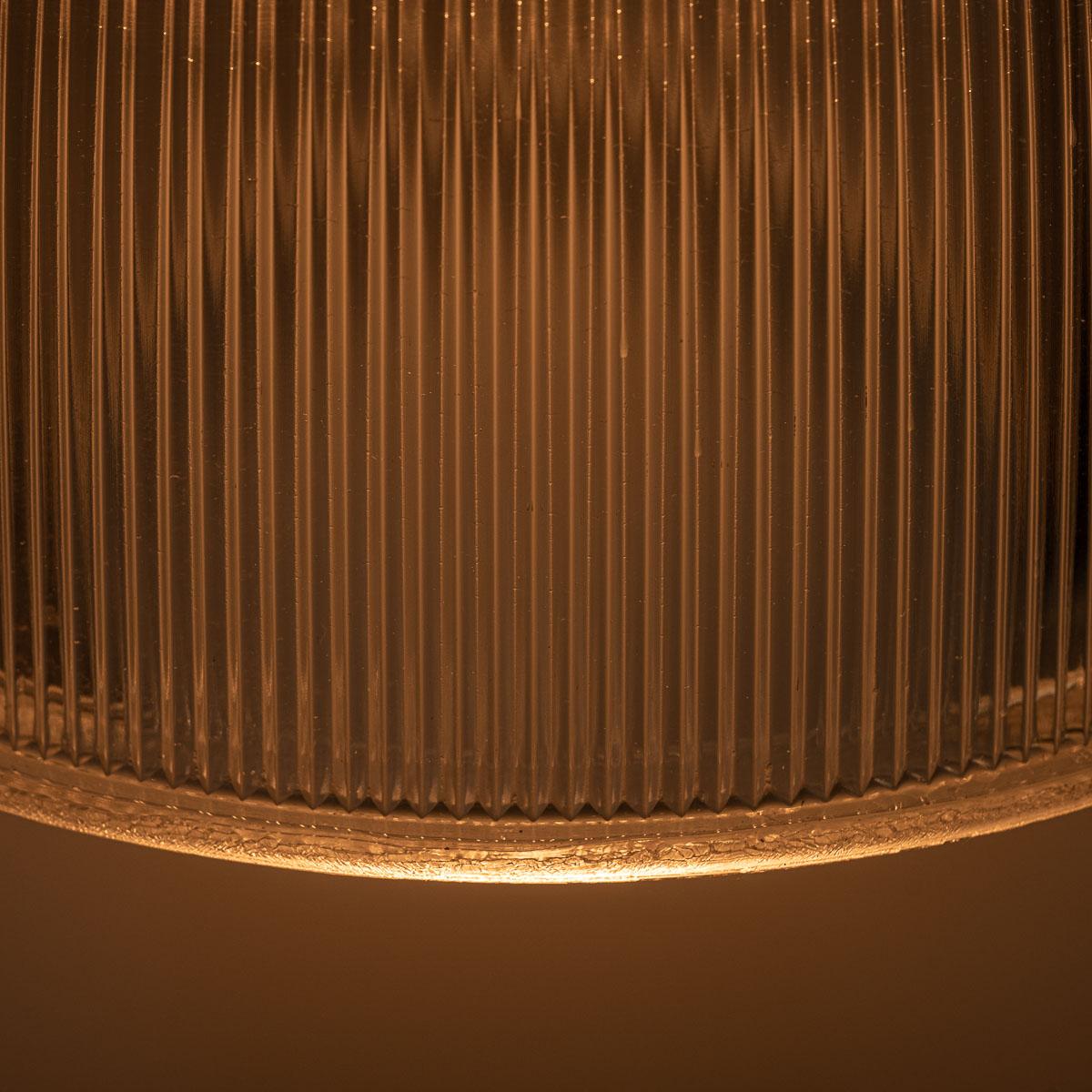 Set di 6 luci industriali prismatiche XL da fabbrica di Holophane in vendita 4