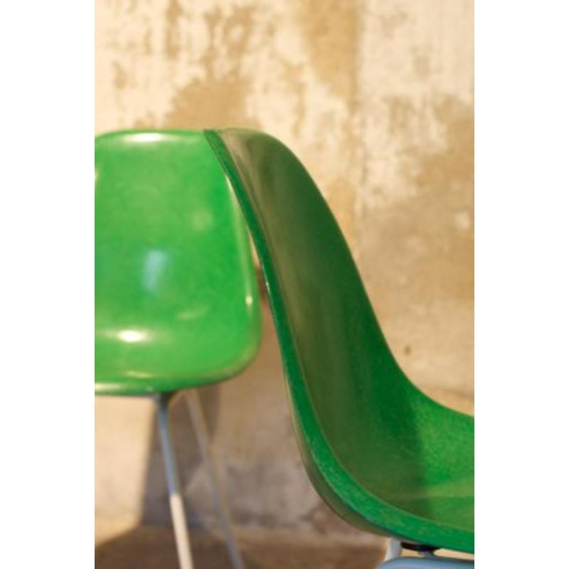 Americano Set di 60 sedie vintage Greene & Greene di Charles and Ray Eames per Herman Miller, anni '60 in vendita