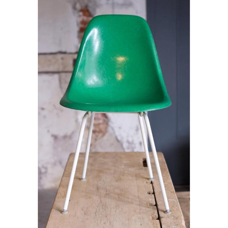 XX secolo Set di 60 sedie vintage Greene & Greene di Charles and Ray Eames per Herman Miller, anni '60 in vendita