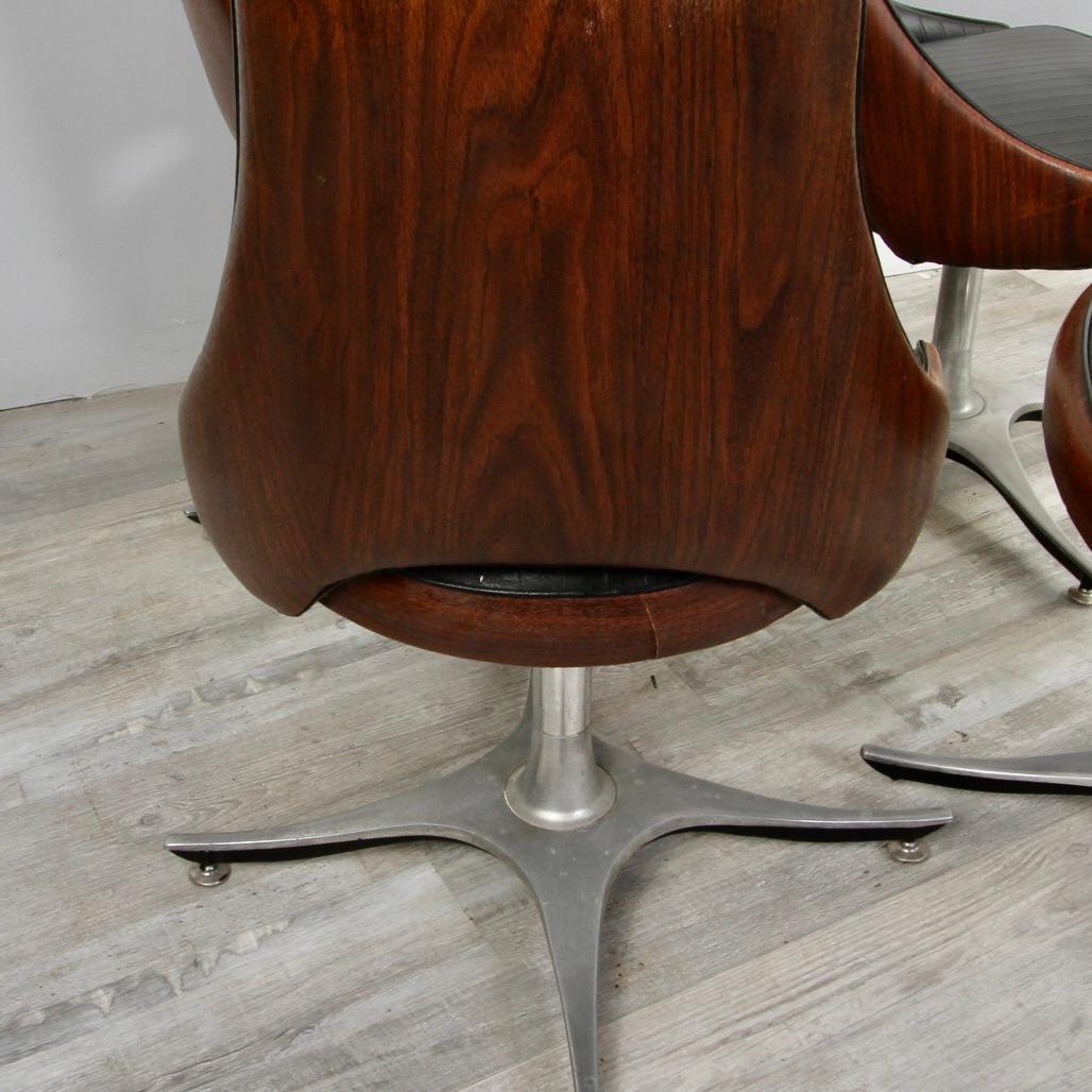 Mid-Century Modern Set of 60s Era Chromcraft Swivel Chairs For Sale
