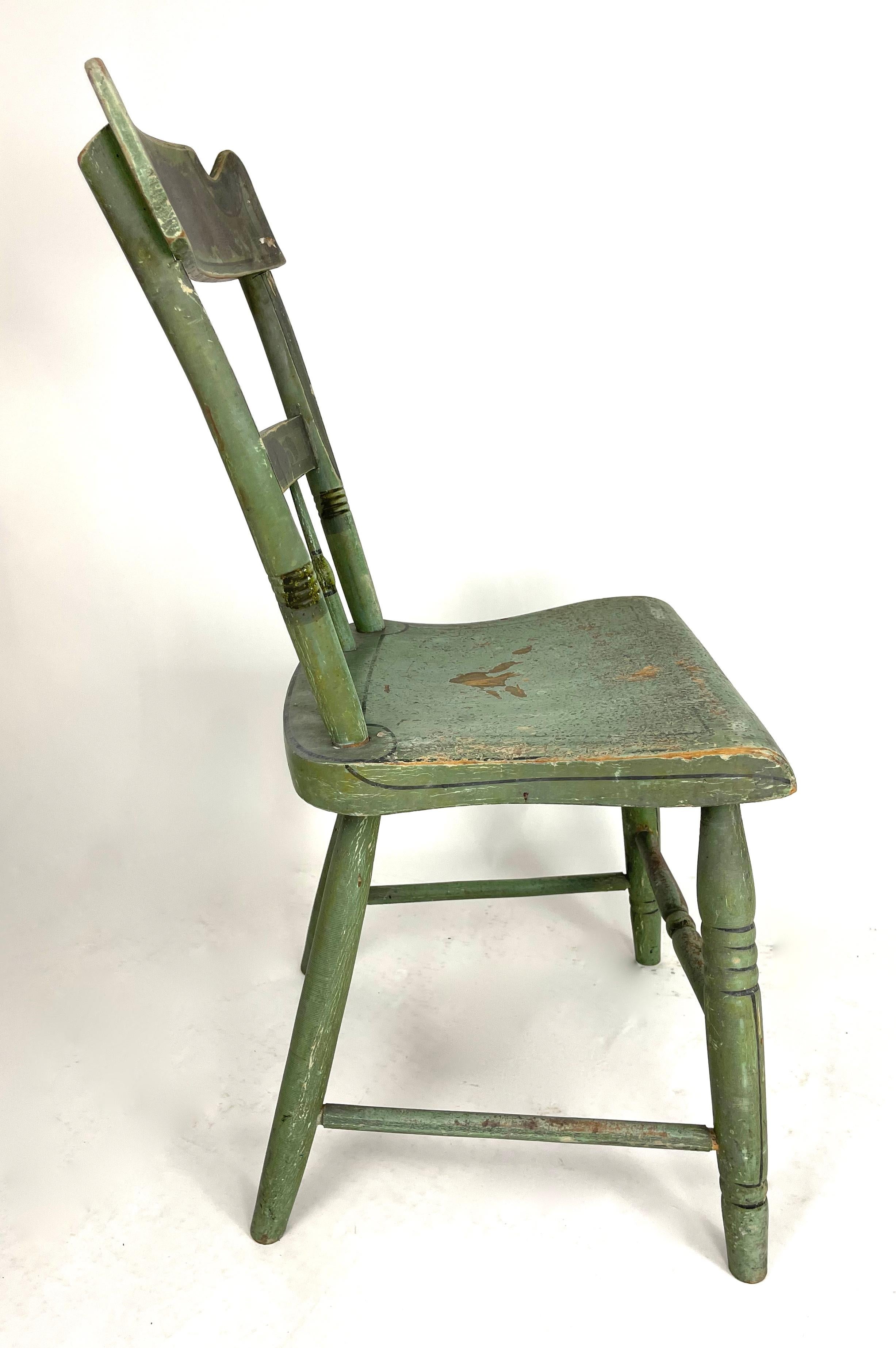 Hand-Painted Set of 6 19th Century American Country Green Painted Dining Chairs, c. 1820-30