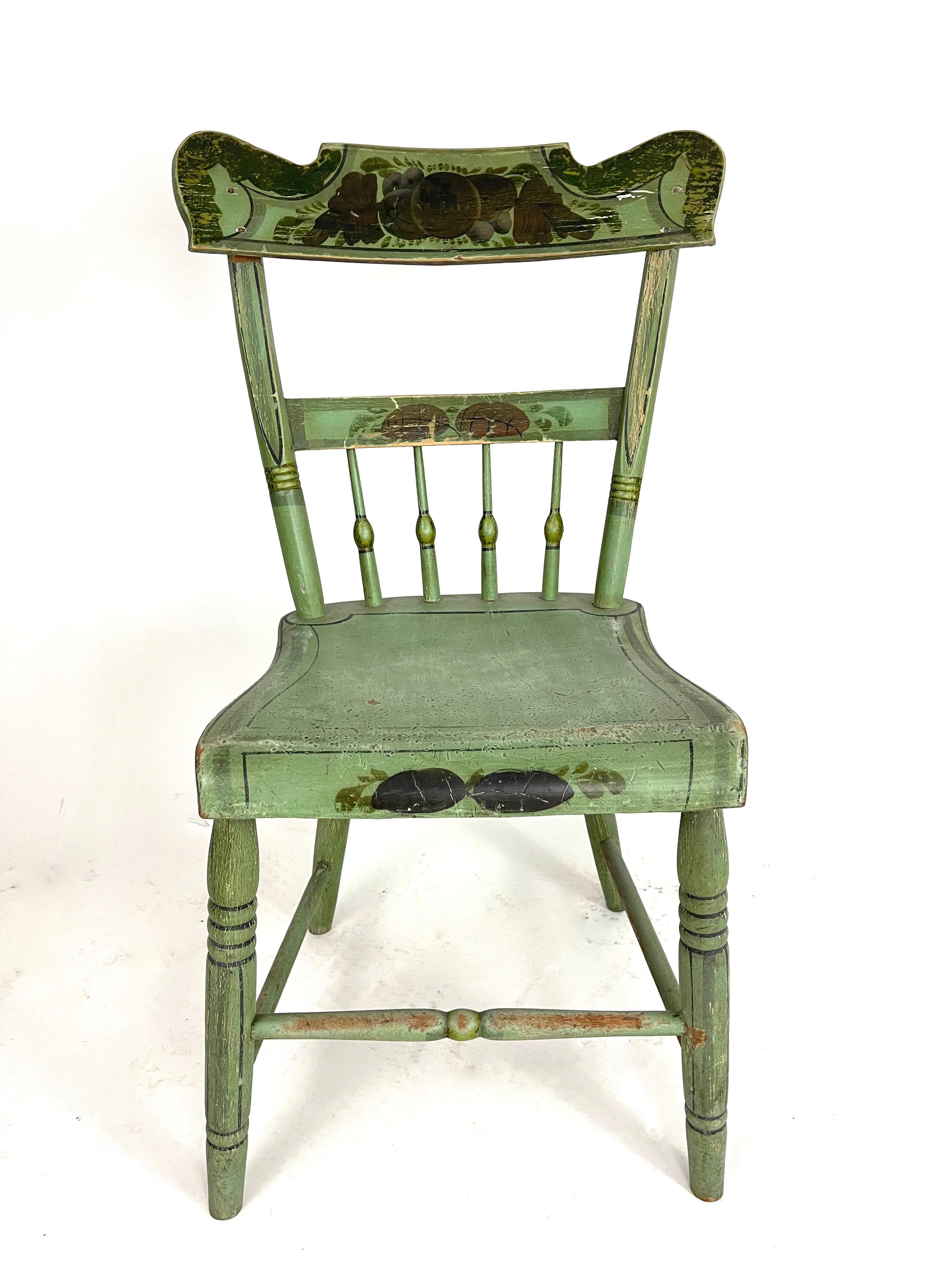 Oak Set of 6 19th Century American Country Green Painted Dining Chairs, c. 1820-30