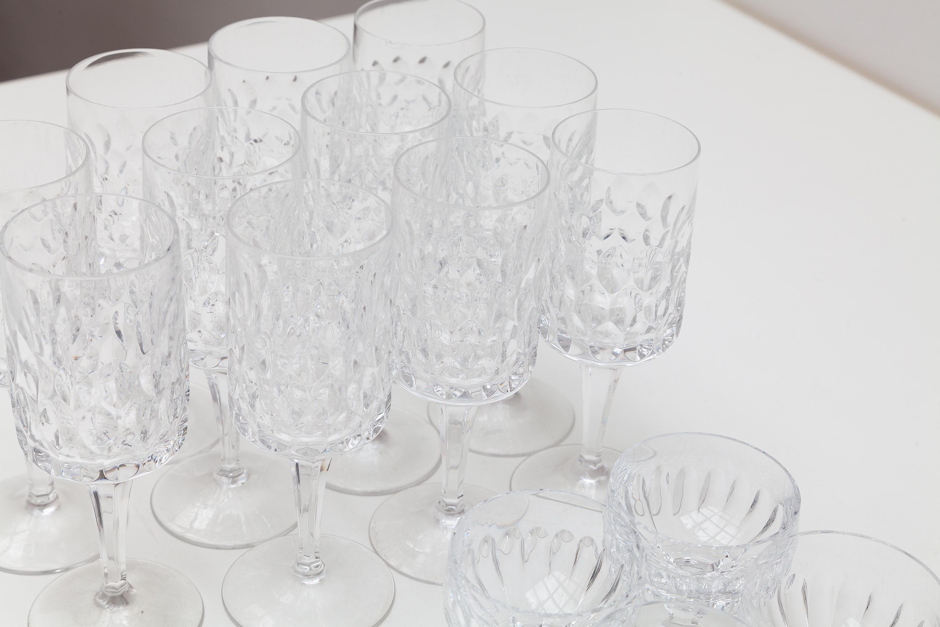 Set of 64 Crystal Wine and Water Glass Service For Sale 3