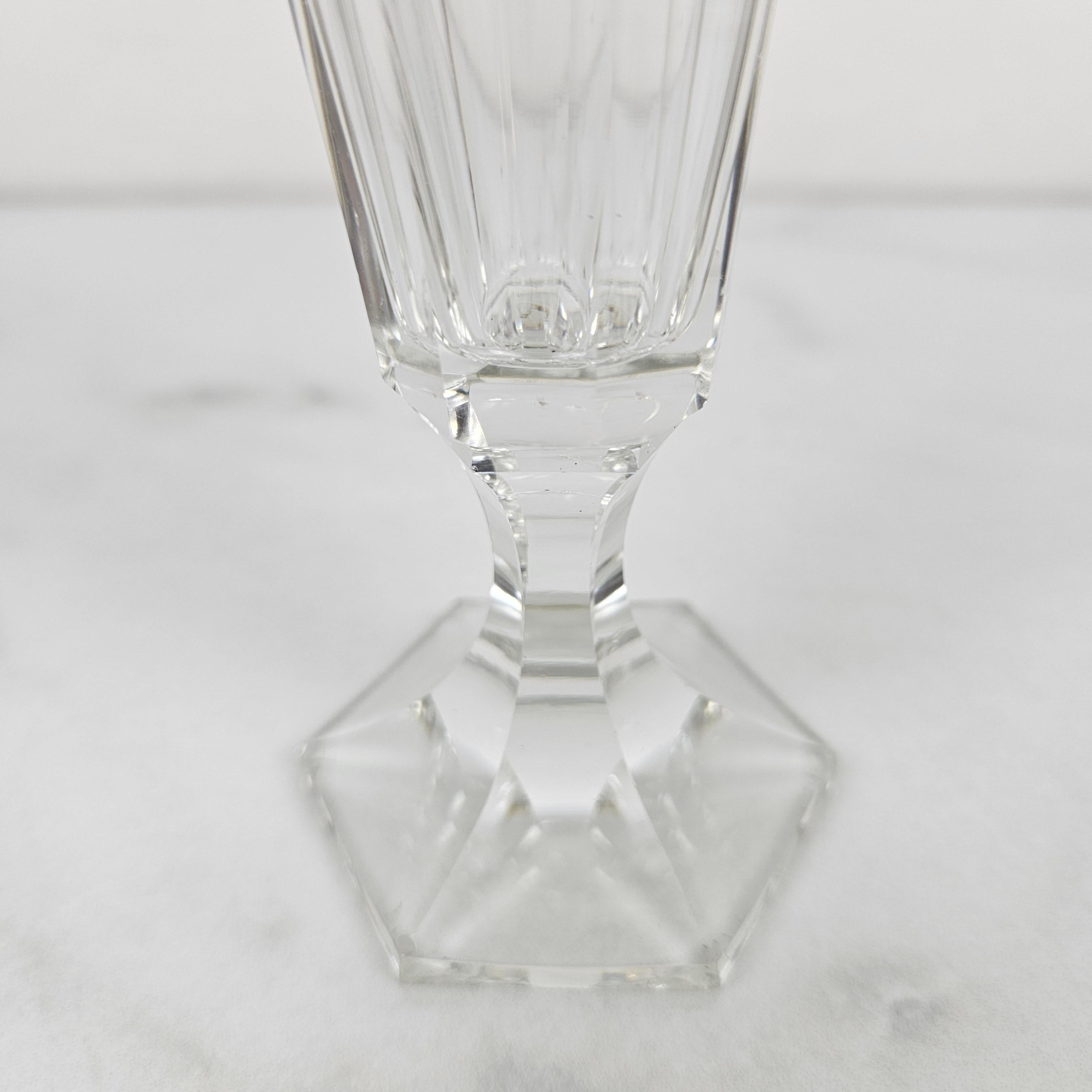 Fin du XIXe siècle Set de 7 flûtes à champagne en cristal soufflé à la main Antique French avec base taillée en vente