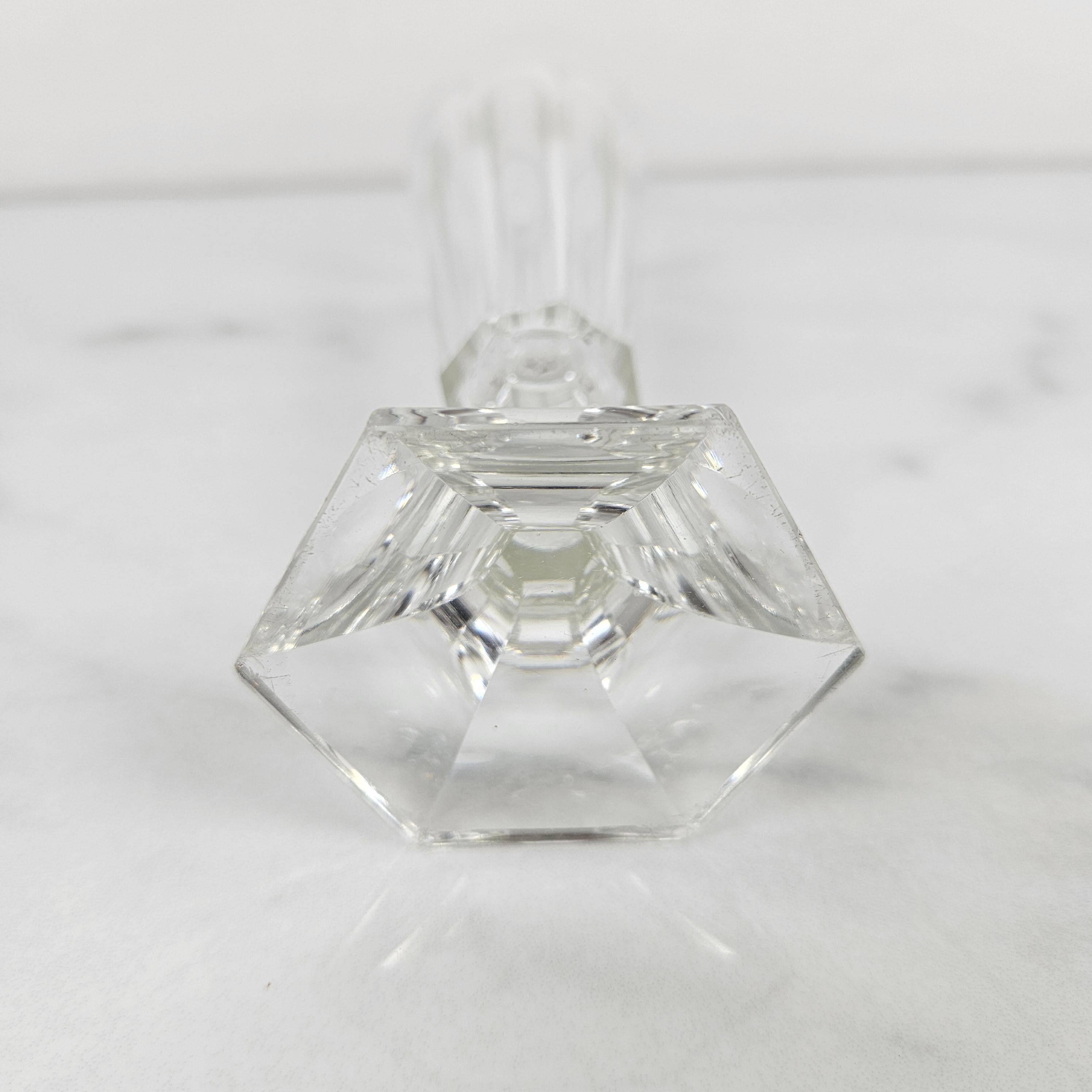Cristal Set de 7 flûtes à champagne en cristal soufflé à la main Antique French avec base taillée en vente