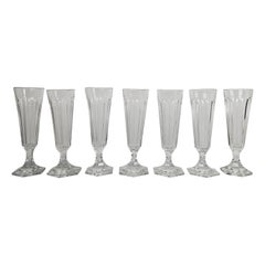 Set de 7 flûtes à champagne en cristal soufflé à la main Antique French avec base taillée
