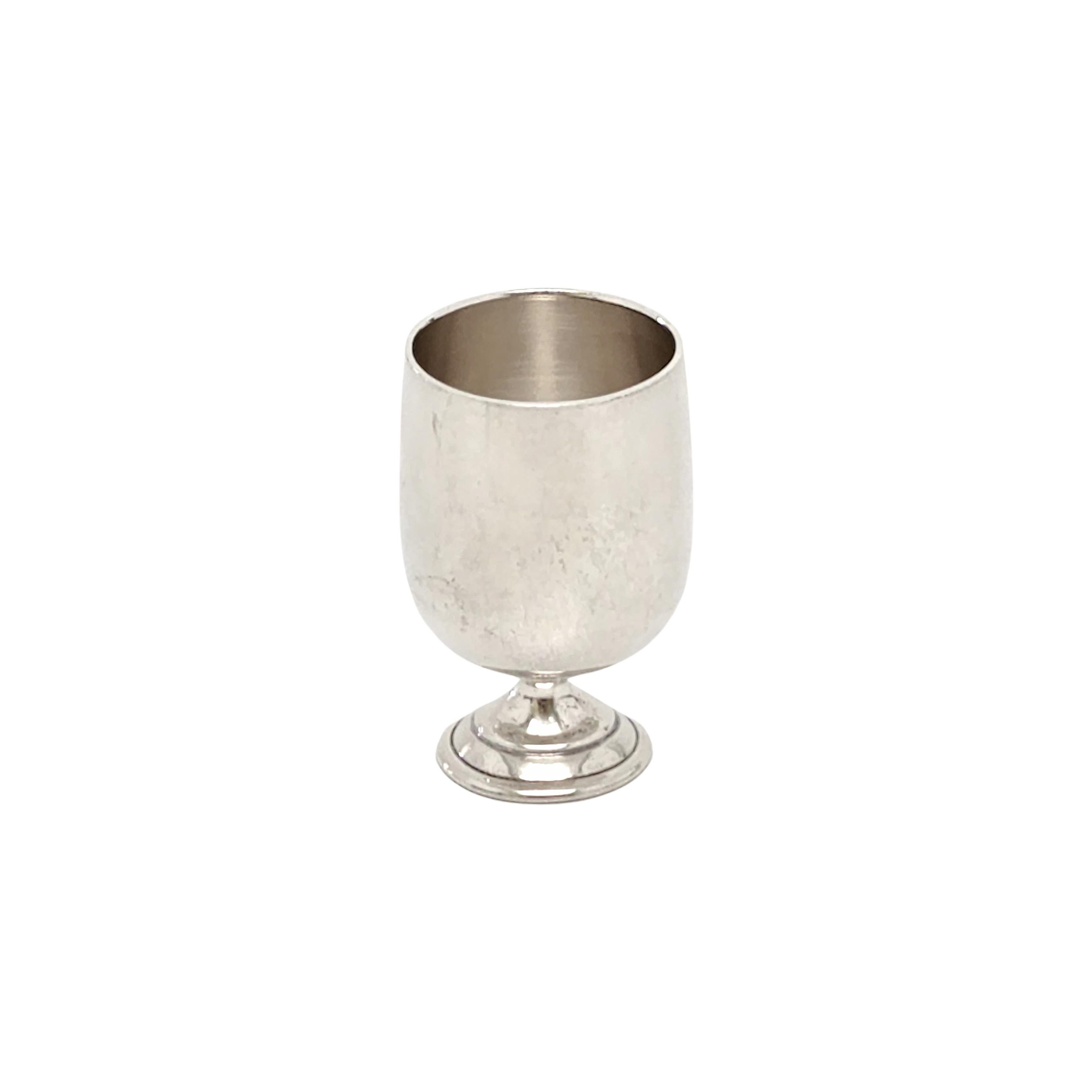 Set of 7 Baldwin & Miller Sterling Silver Cordial Shot Cup Goblets In Good Condition For Sale In Washington Depot, CT