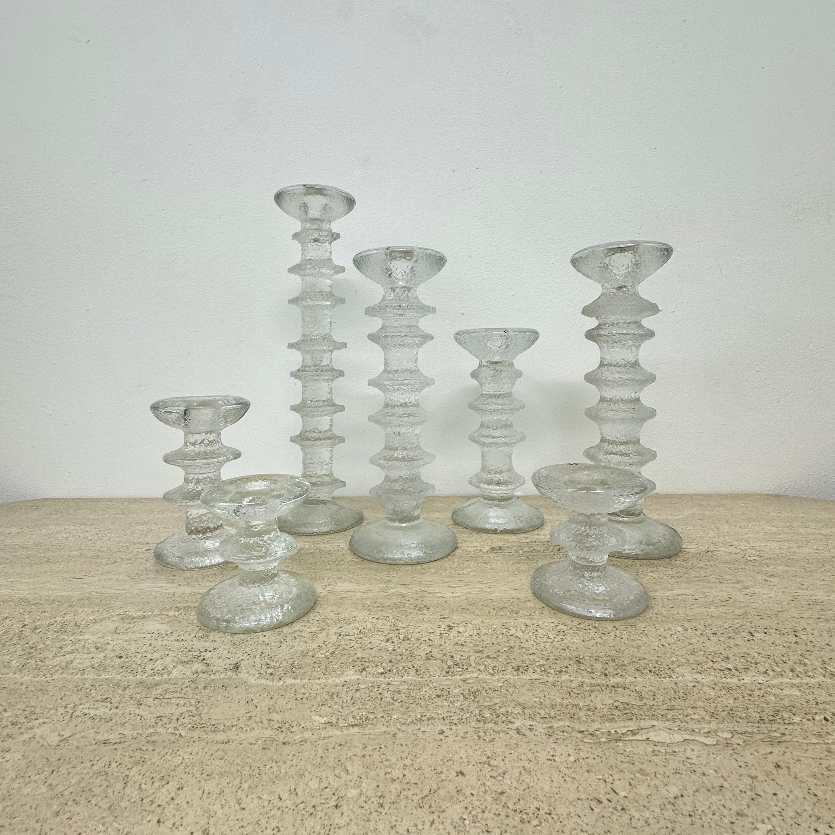 Set of 7 candle holders by Timo Sarpaneva for IIttala , 1970s

Dimensions:
32 cm Height 8,5cm diameter
24,5cm Heigt  9 cm diameter 2 times
18,5cm Height 8.5cm Diameter
13 cm Height 7,5 cm diamerter
8 height , 7,5cm diameter 2 times
Condition: Good