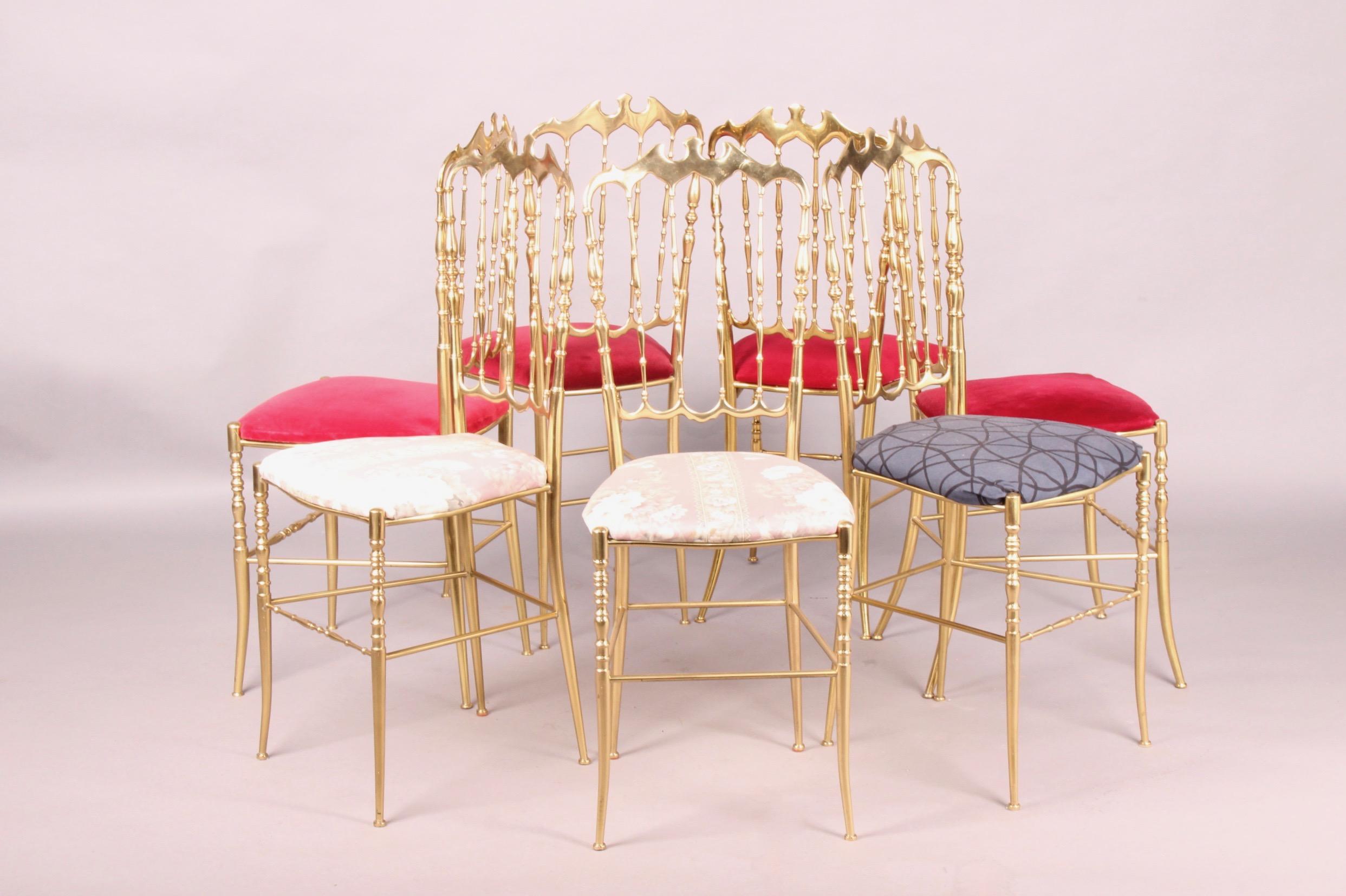 Set of 7 Chiavari brass chairs, little difference on all chairs.