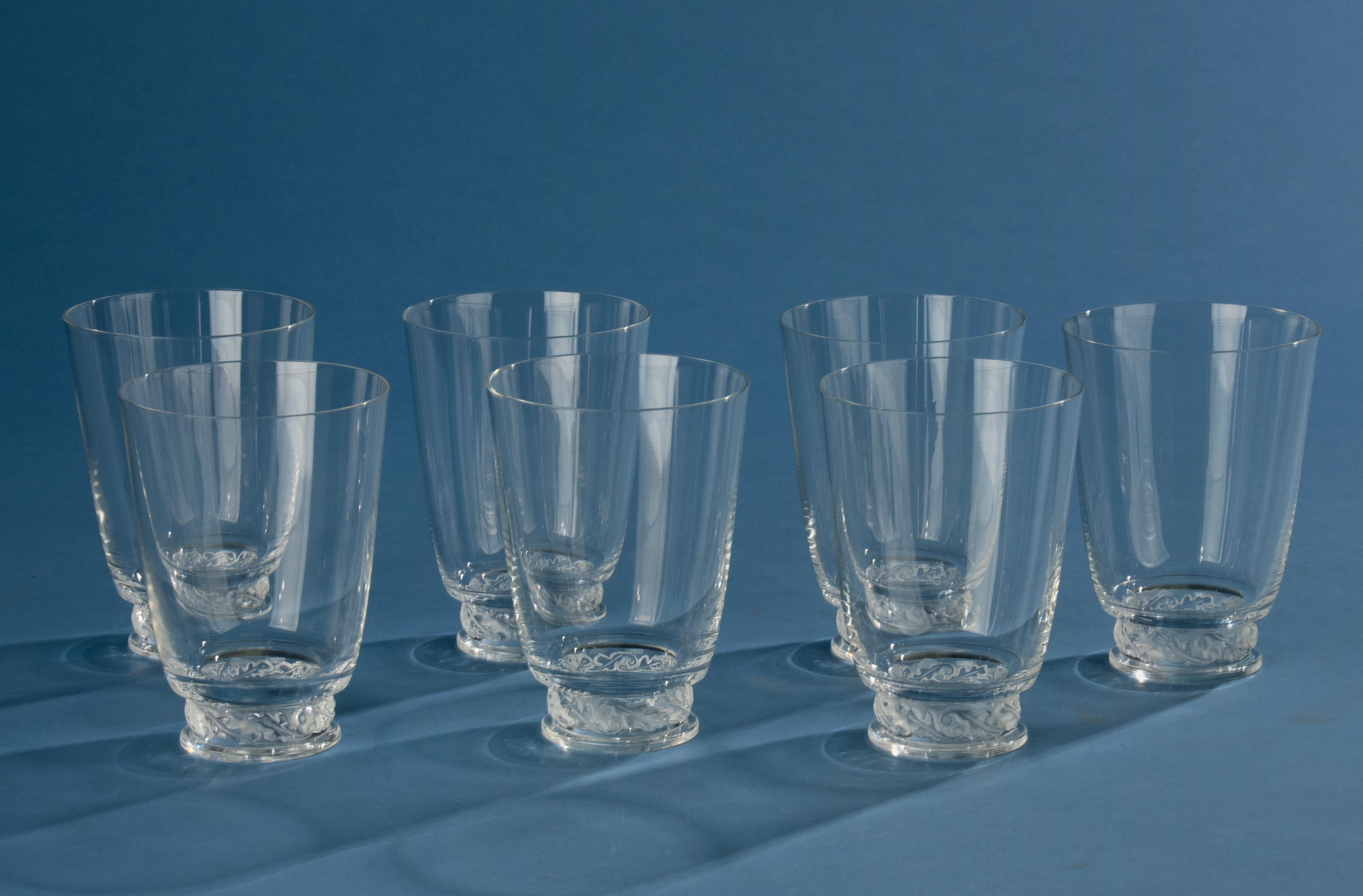 Set of 7 Crystal Glasses - Lalique - Model Saint Hubert (Handgefertigt) im Angebot
