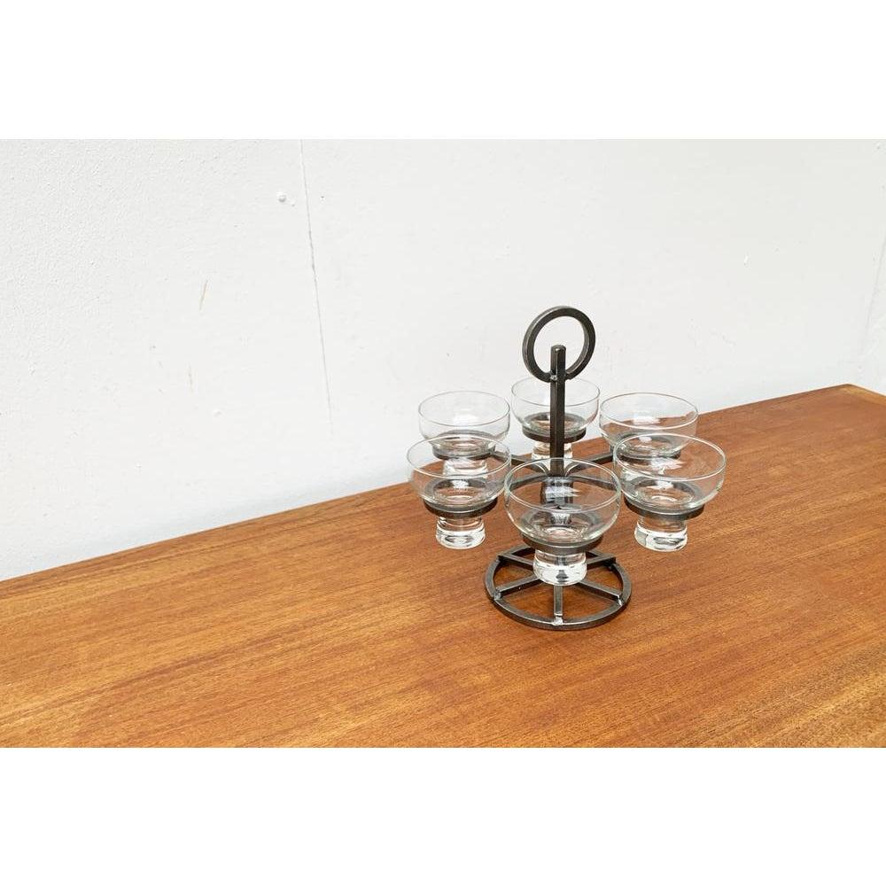 Juego de 7 candelabros de mesa daneses en metal y cristal, años 60 en venta 4