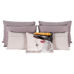 Ensemble de 7 coussins décoratifs perles crème fourrure Swarovski par Lusitanus