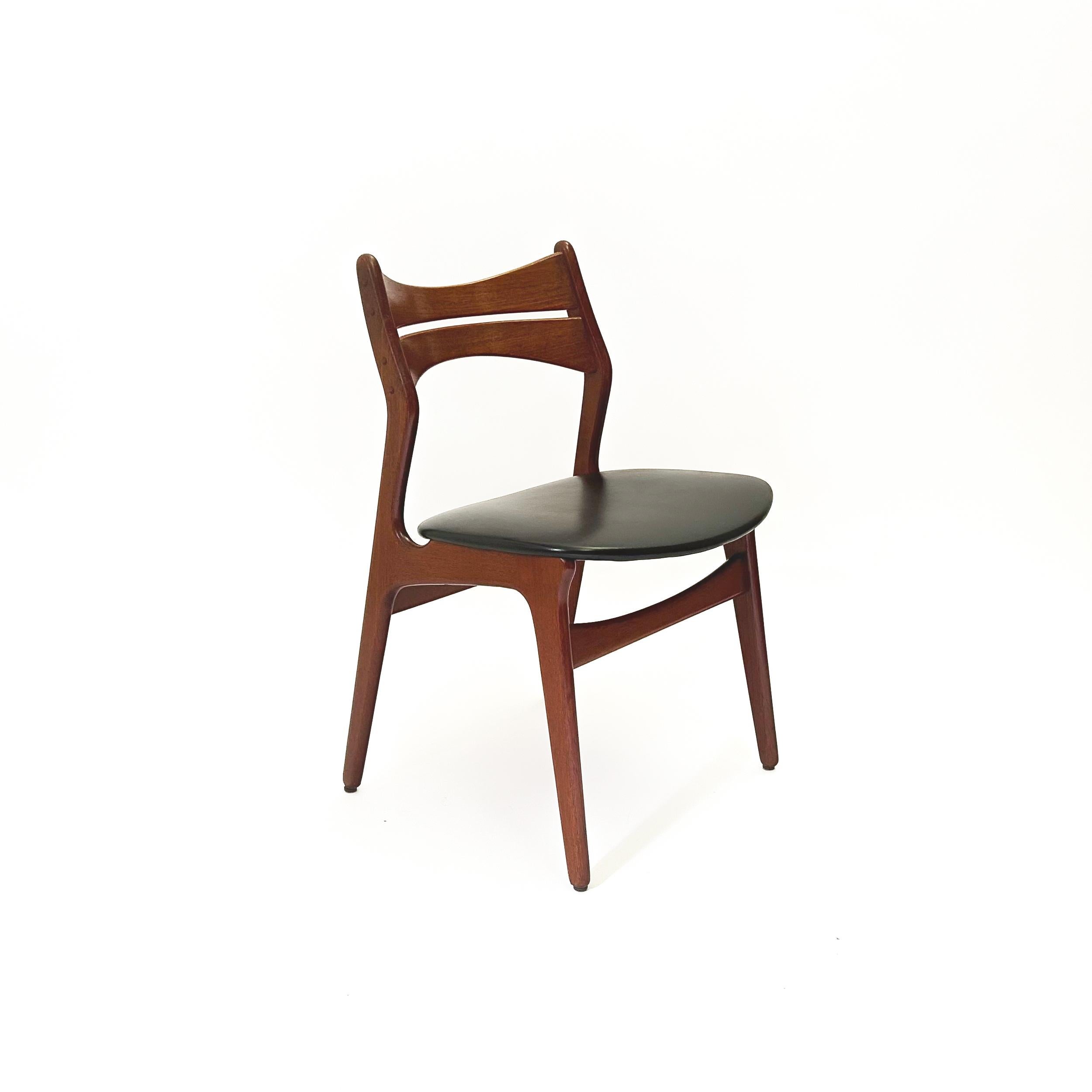 Danish Set of 7 Dining Chairs by Eric Buch, Denmark, 1960s For Sale
