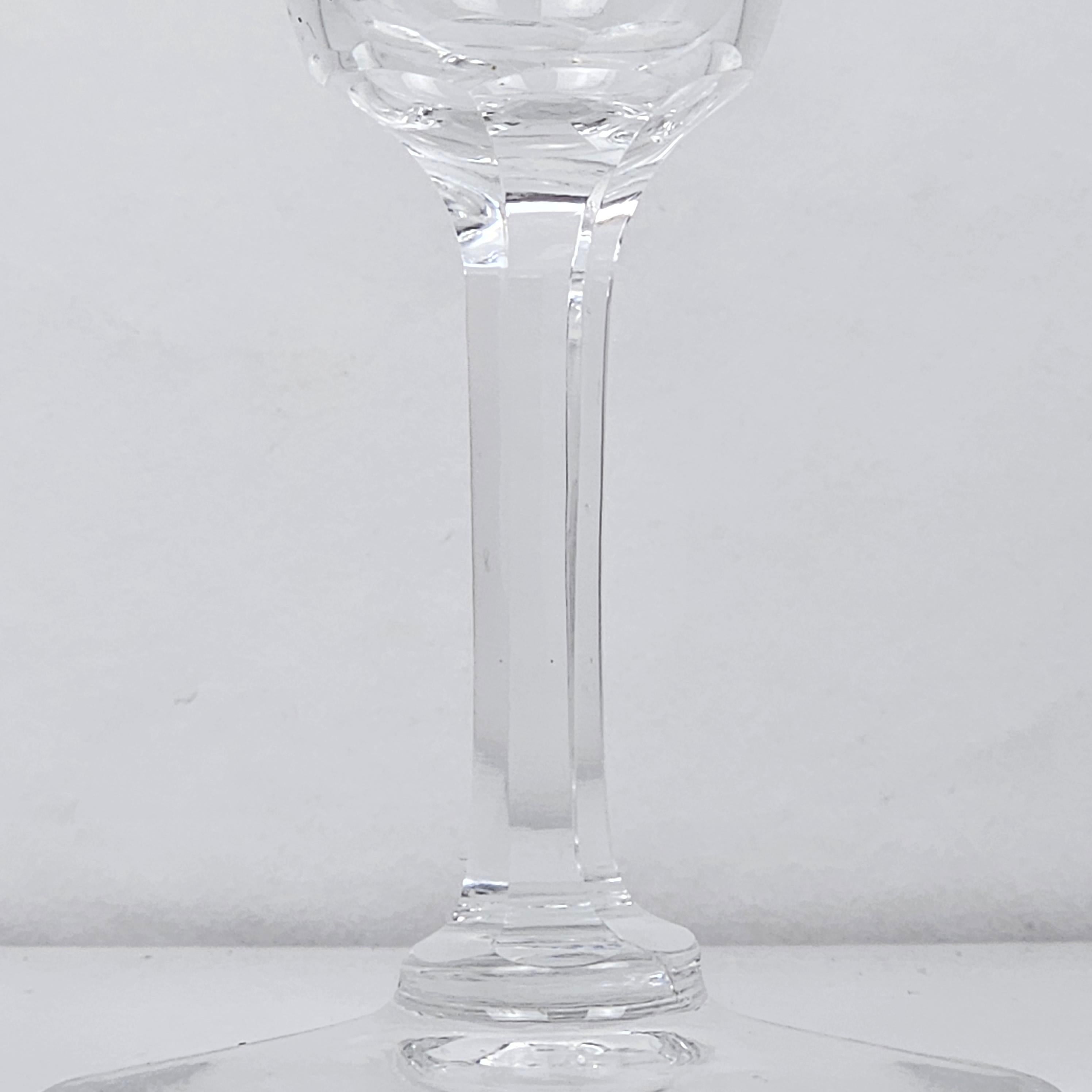 Fait main Ensemble de 7 flûtes à champagne françaises en cristal, vers 1890 en vente