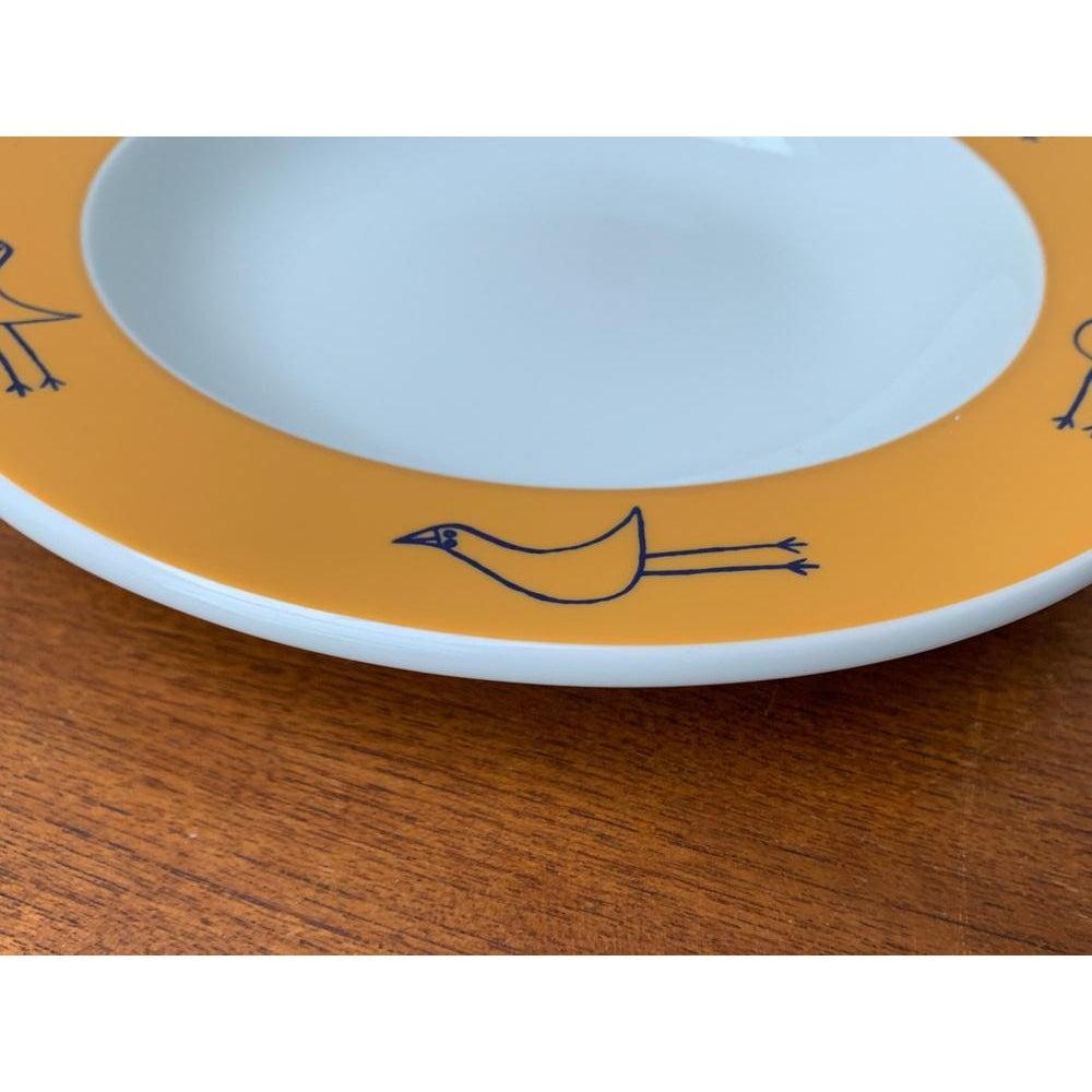 Juego de 7 platos hondos de la serie alemana postmoderna Objetos Voladores, años 90 en venta 2