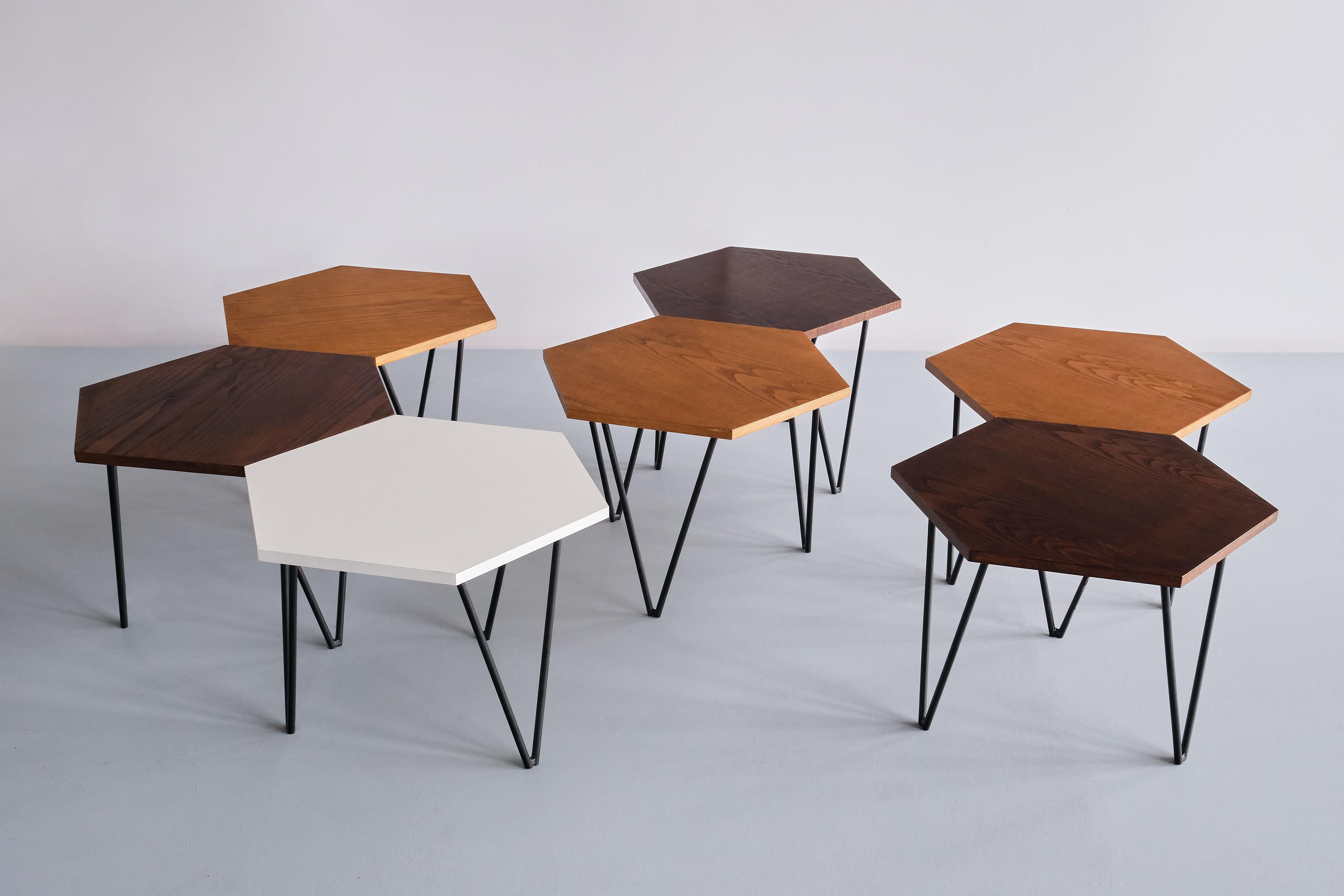 Set of 7 Gio Ponti Modular Hexagonal Coffee Tables, ISA Bergamo, Italy, 1950s For Sale 4