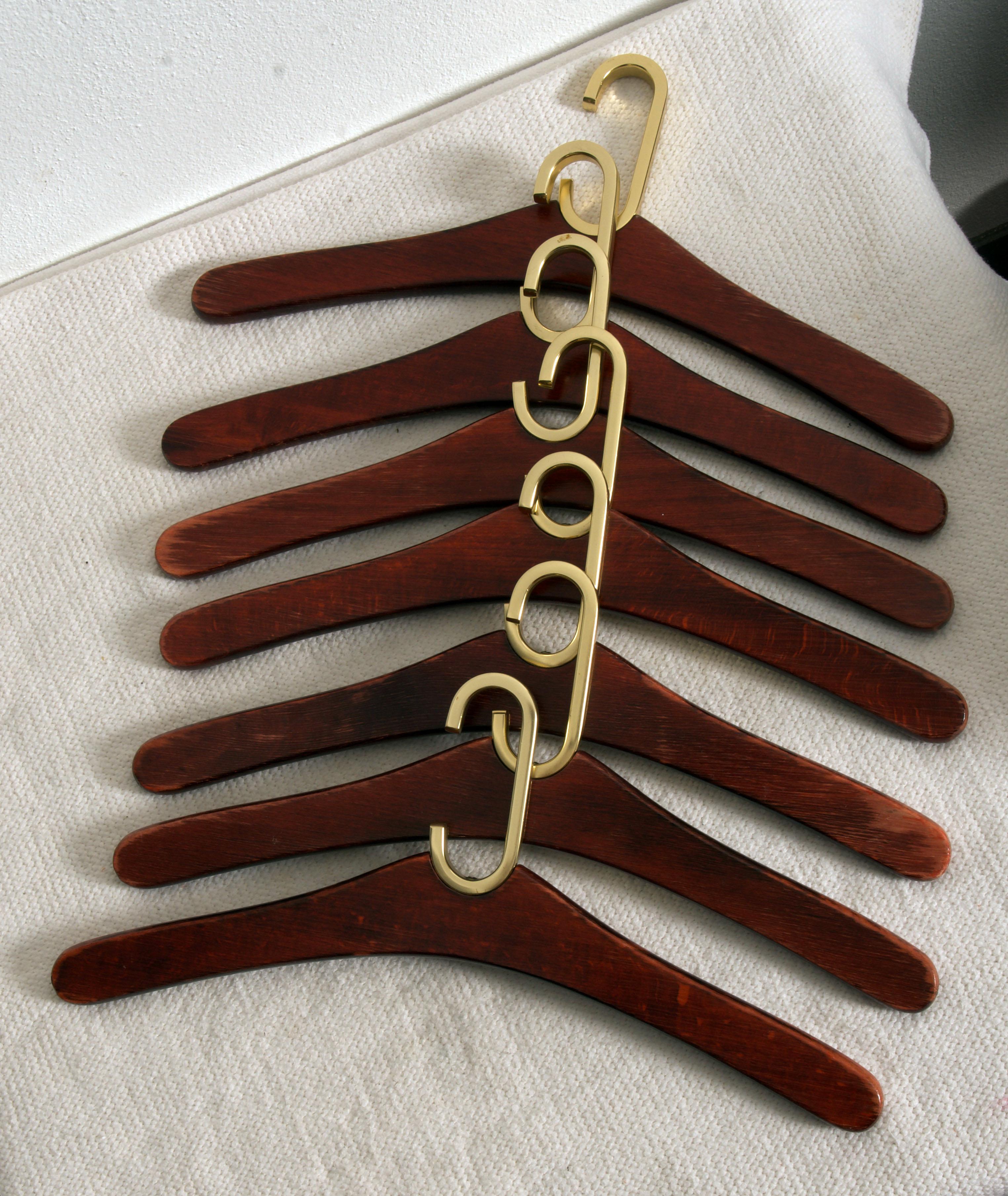 Beautiful hardwood and brass hangers, designed and manufactured in Germany in the 1960s.
Excellent original condition.
  
