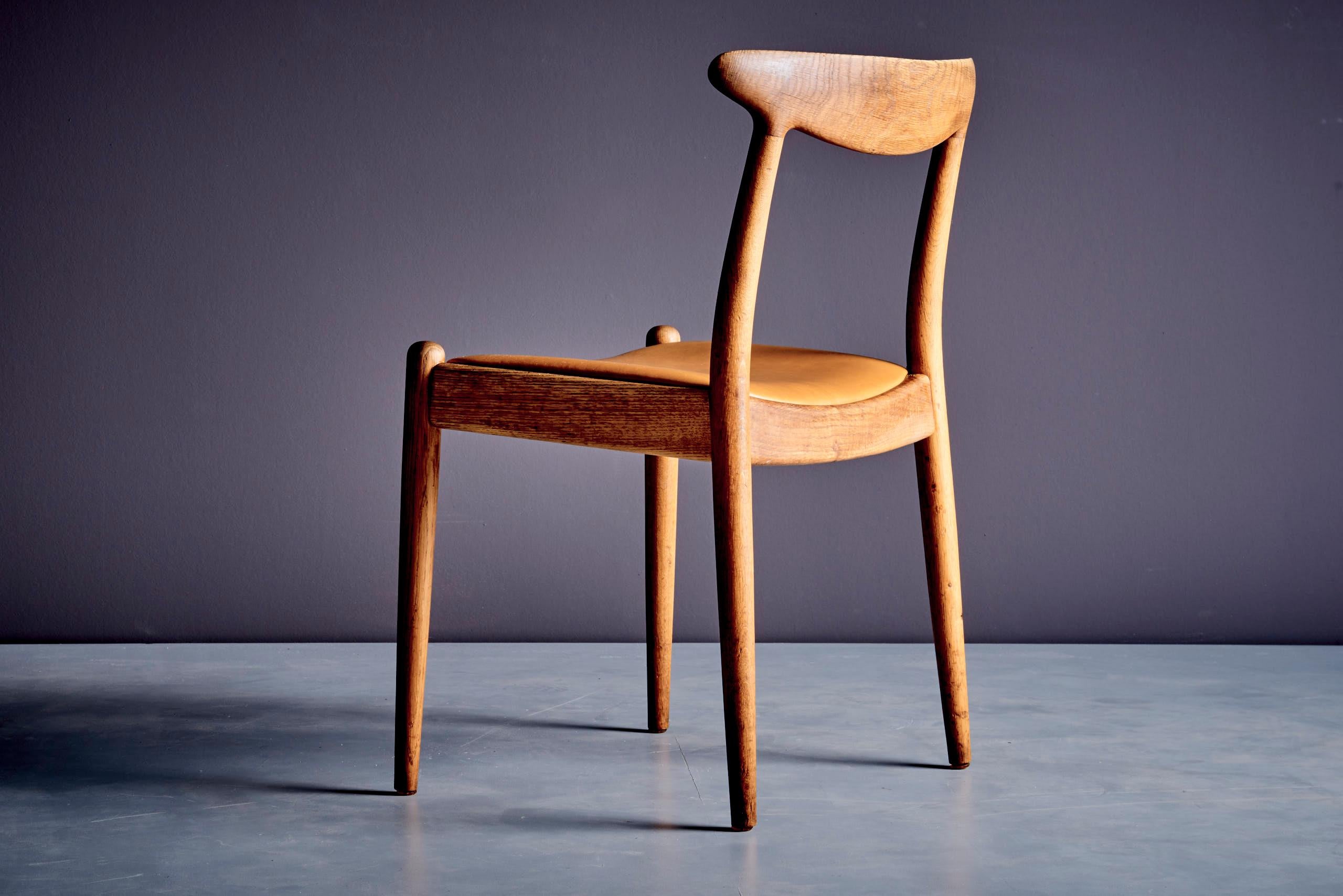20th Century Set of 7 Hans Wegner W2 Chairs for C.M. Madsen Denmark, 1960s For Sale
