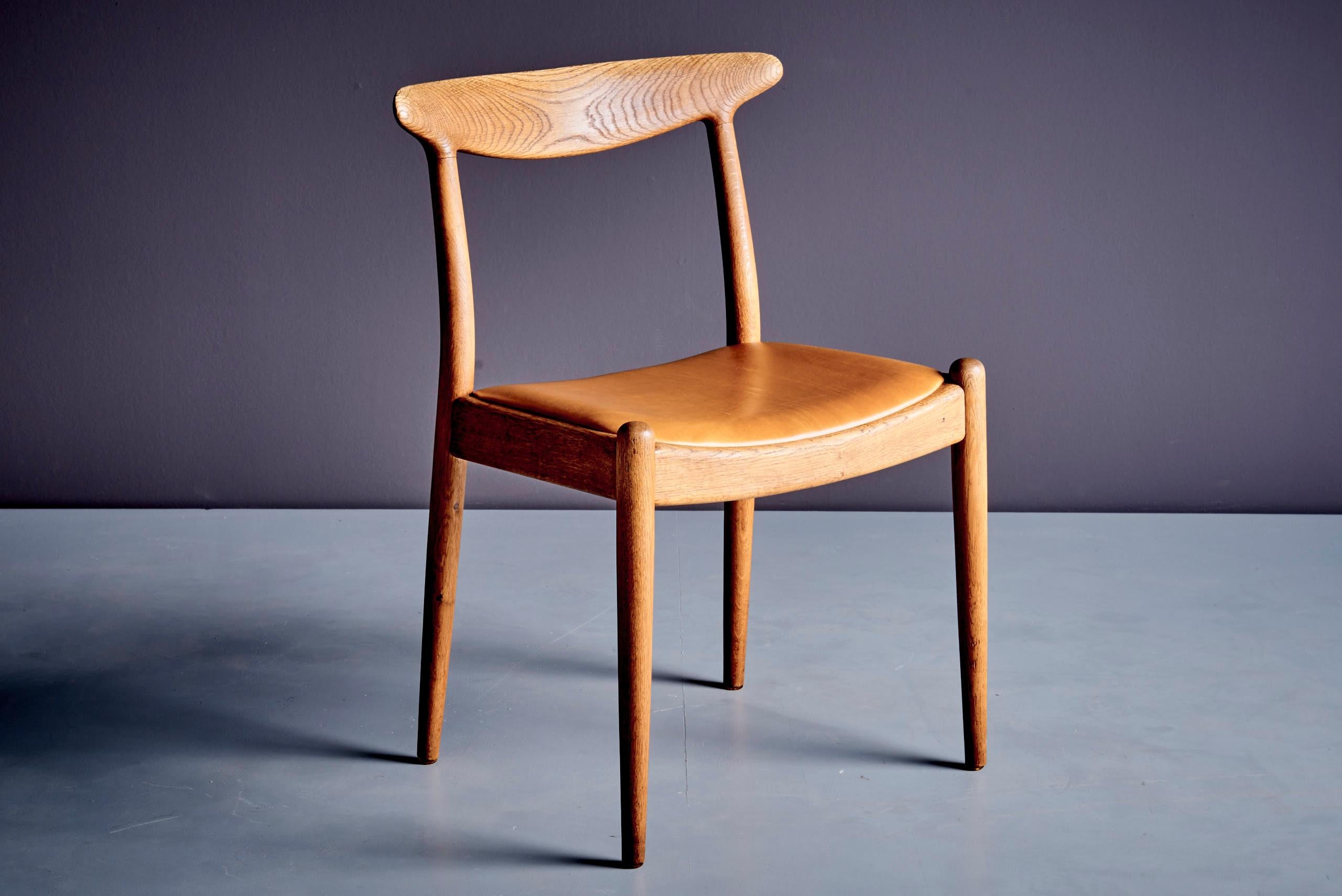 Set of 7 Hans Wegner W2 Chairs for C.M. Madsen Denmark, 1960s For Sale 1