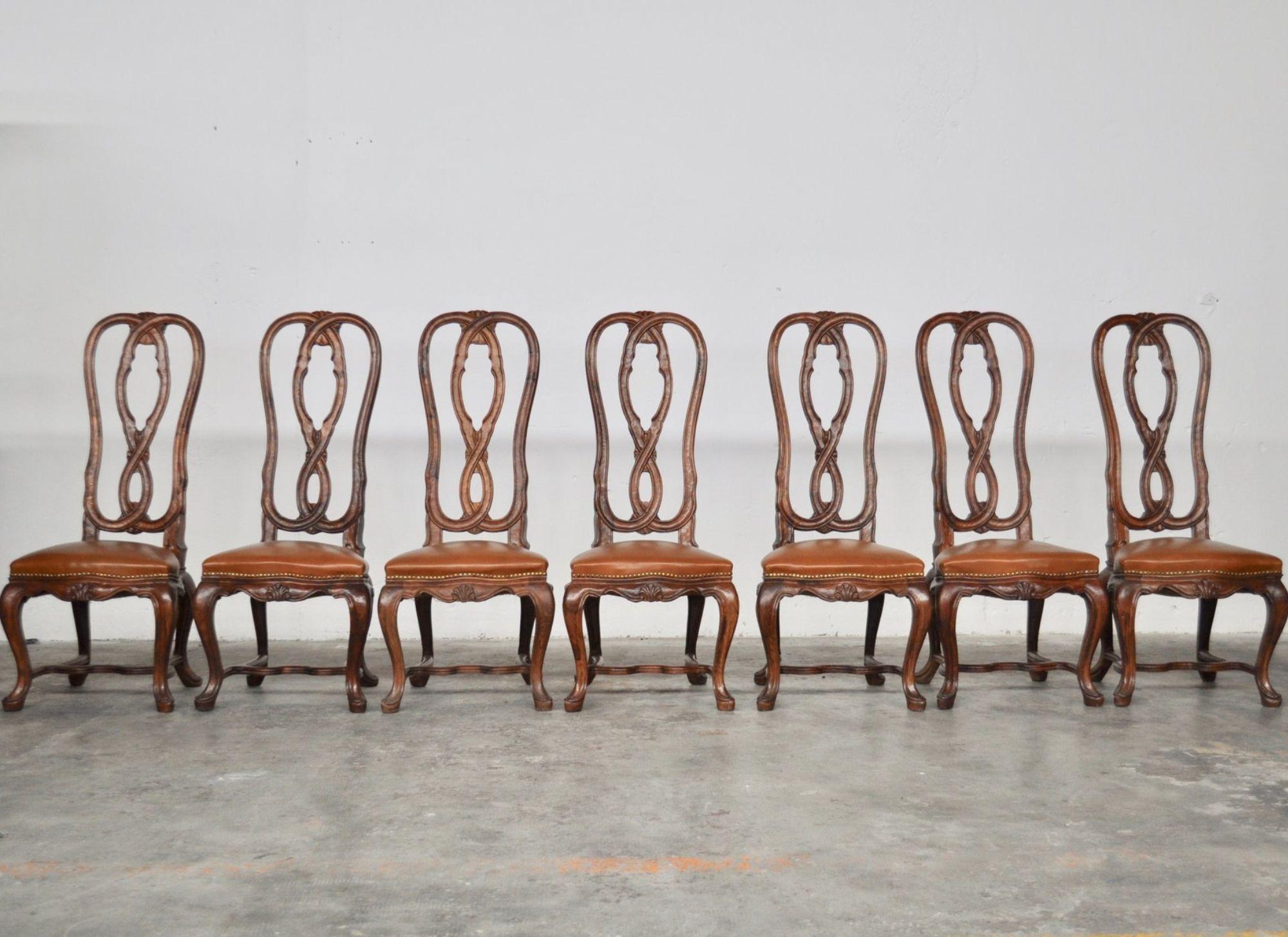 Italian Ensemble de 7 chaises de salle à manger en frêne italien du milieu du siècle dernier en vente