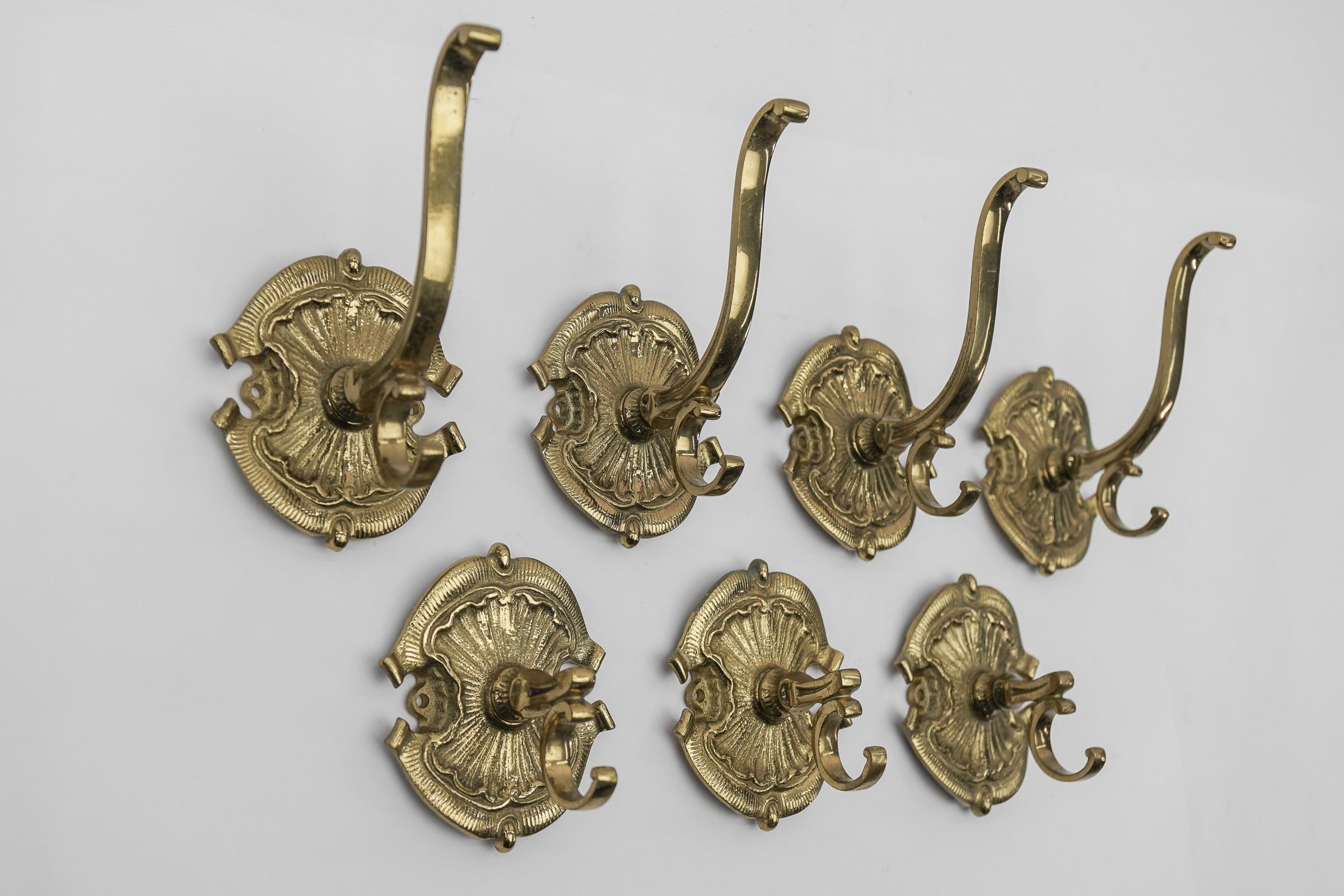 Mid-Century Modern Set of 7 Mid-Century Massive Brass Wall Hooks, Austria, 1960s