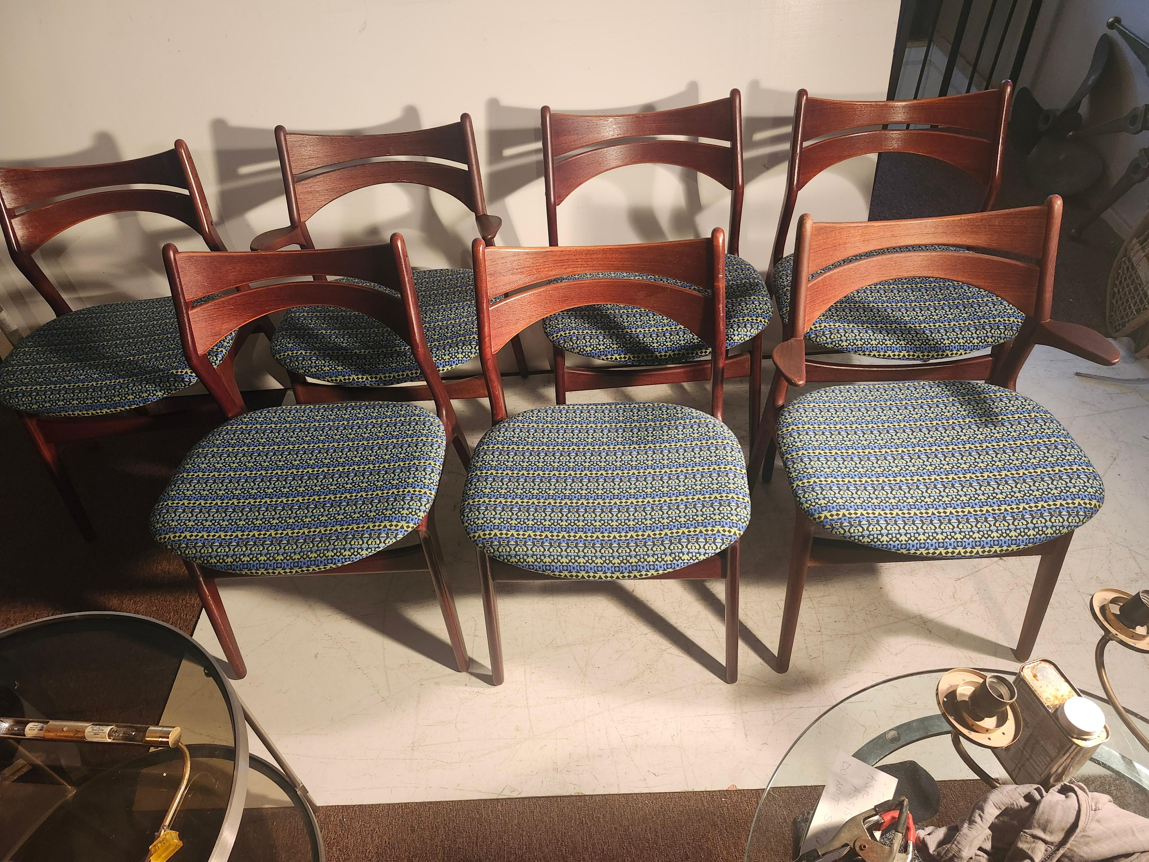 Juego de 7 sillas de comedor modernas de mediados de siglo de Erik Buch 2 sillones escandinavos en venta 3