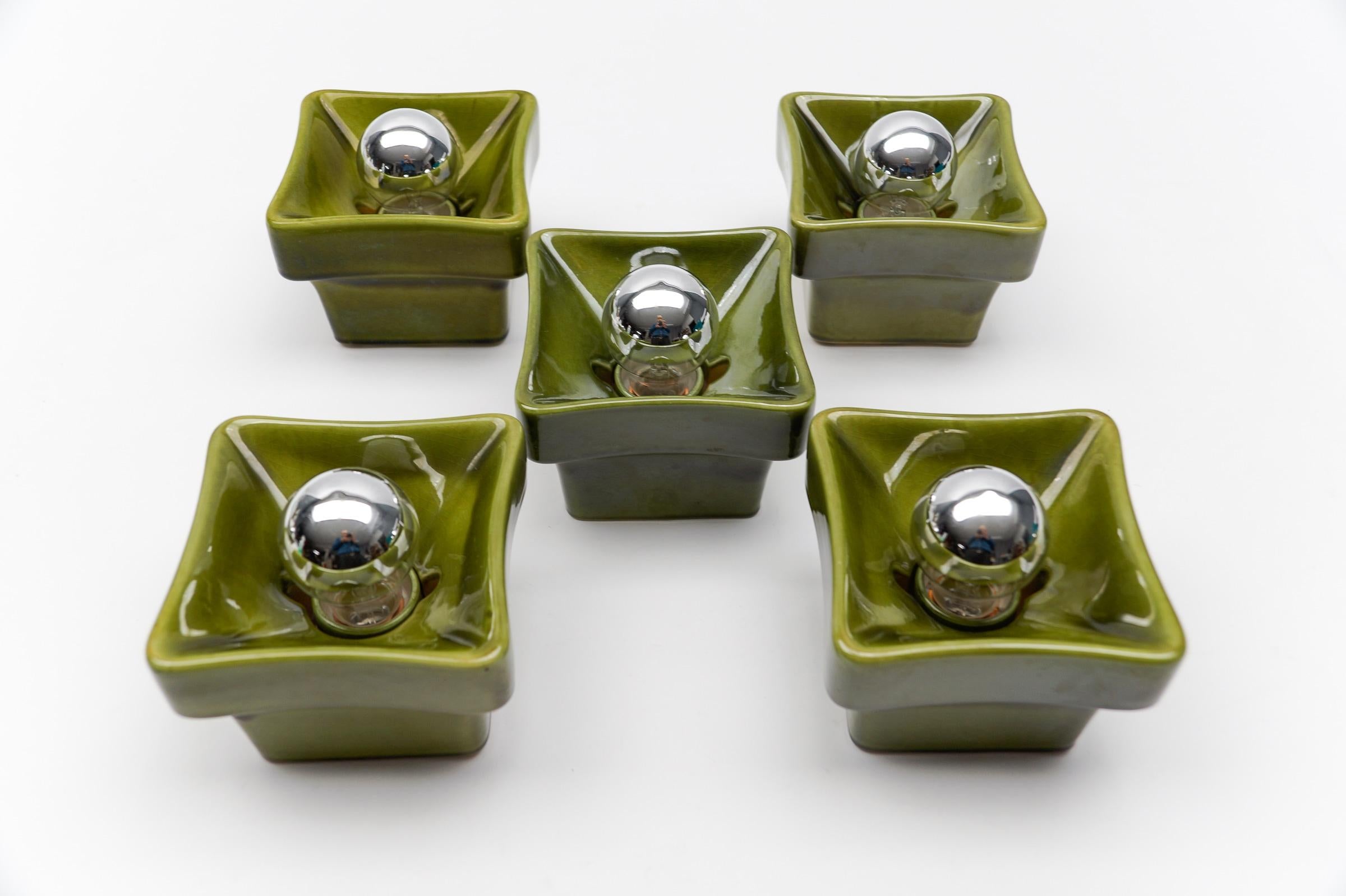Set of 7 Mid-Century Modern Green Ceramic Wall Lights or Flush Mounts, Italy 60s For Sale 4