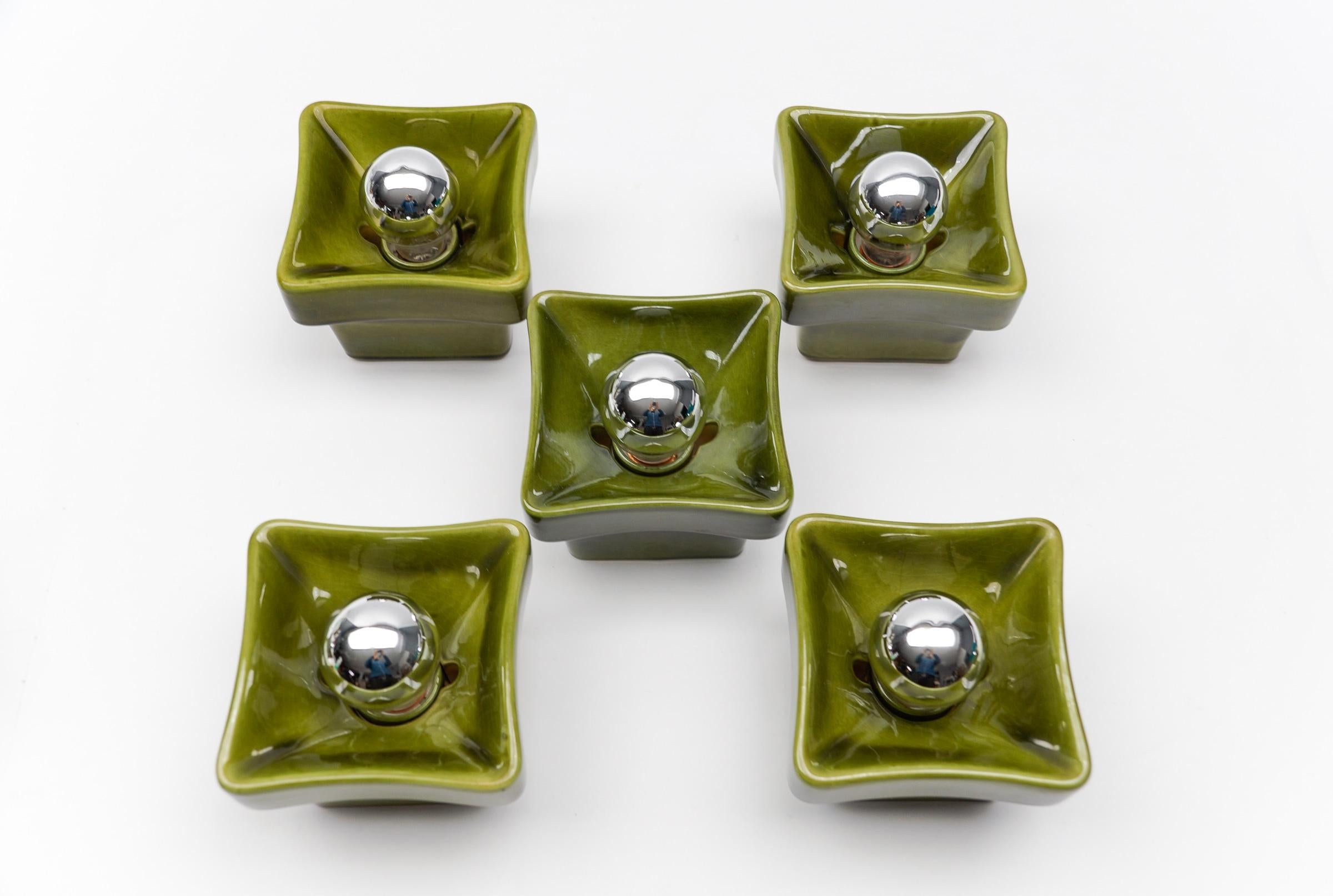 Set of 7 Mid-Century Modern Green Ceramic Wall Lights or Flush Mounts, Italy 60s For Sale 5