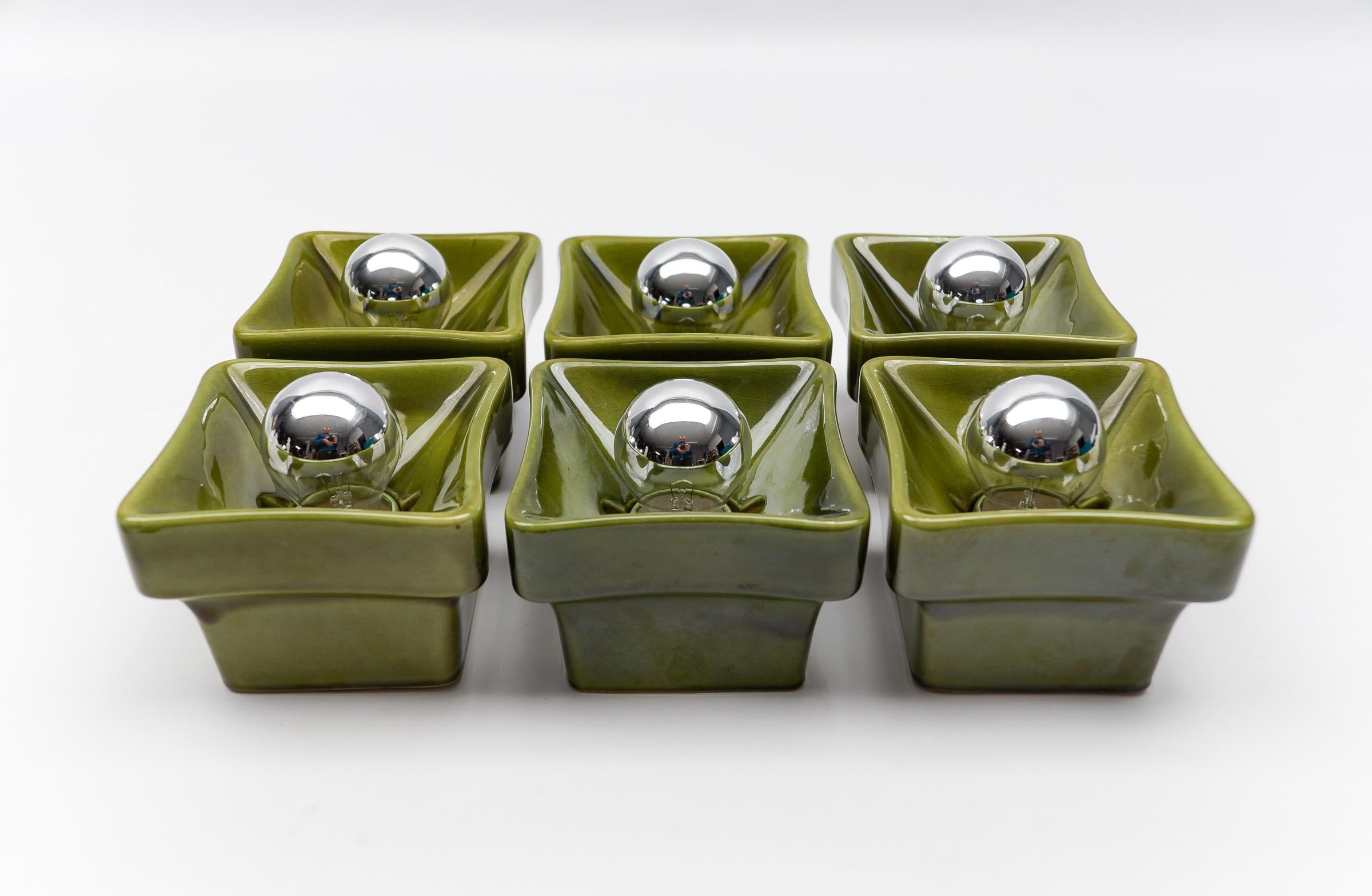 Set of 7 Mid-Century Modern Green Ceramic Wall Lights or Flush Mounts, Italy 60s For Sale 6