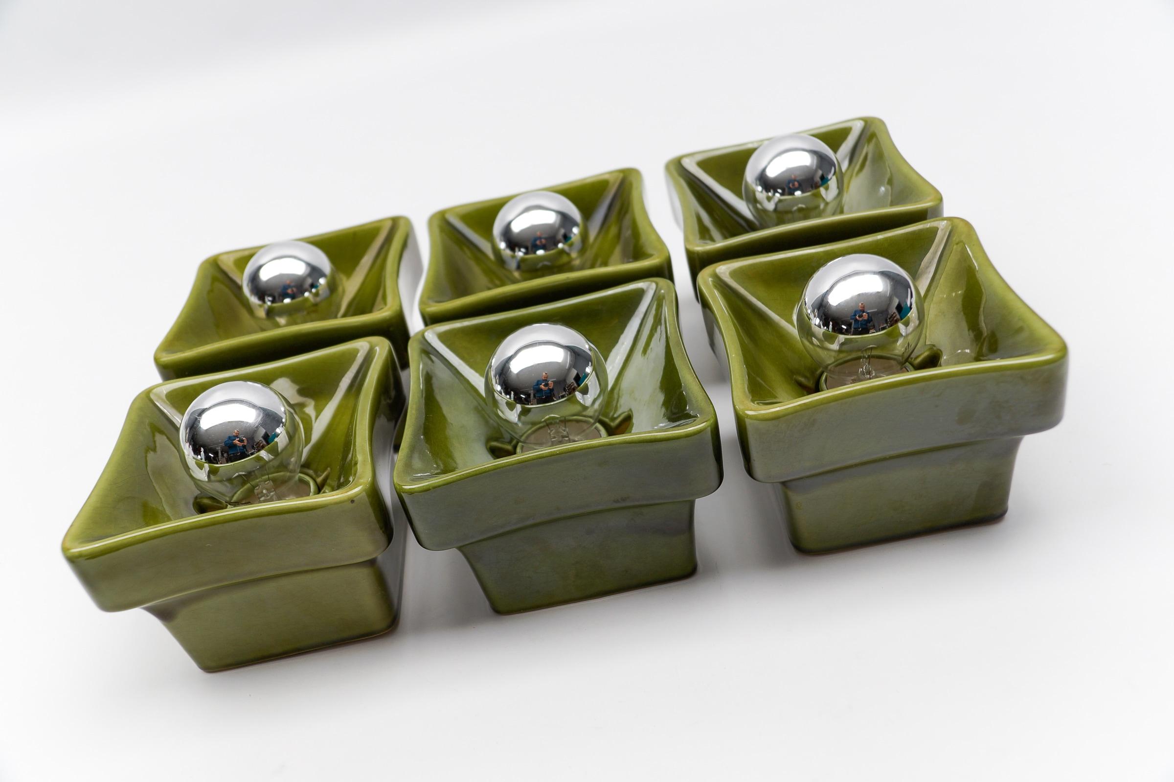 Set of 7 Mid-Century Modern Green Ceramic Wall Lights or Flush Mounts, Italy 60s For Sale 8