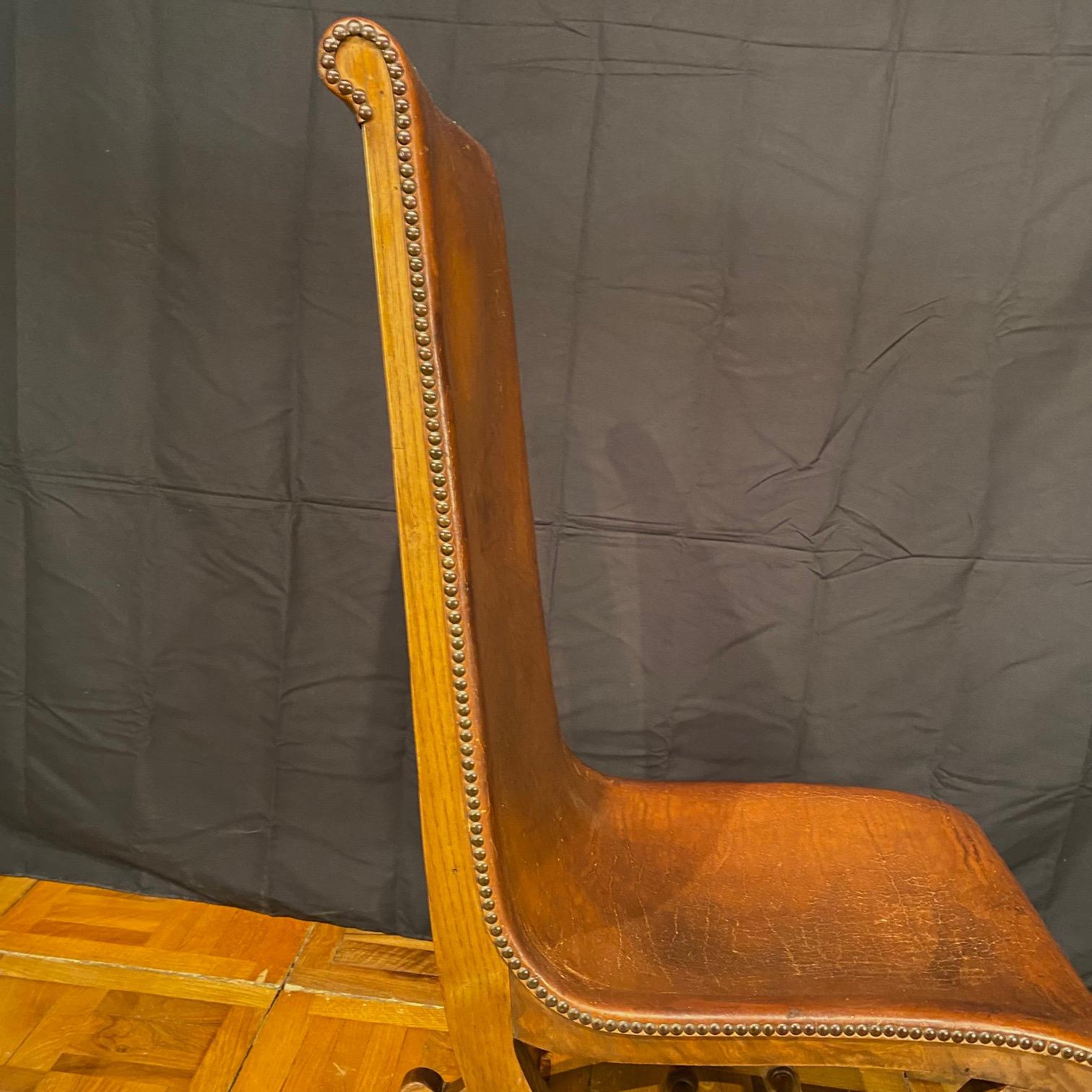 7 Esszimmerstühle aus Leder und Eiche, Mid Century Modern im Angebot 8