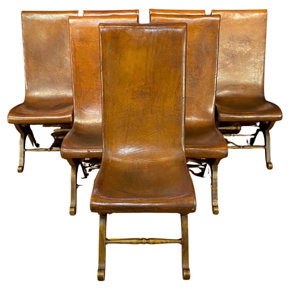 Ensemble de 7 chaises de salle à manger en cuir et Oak modernes du milieu du siècle dernier