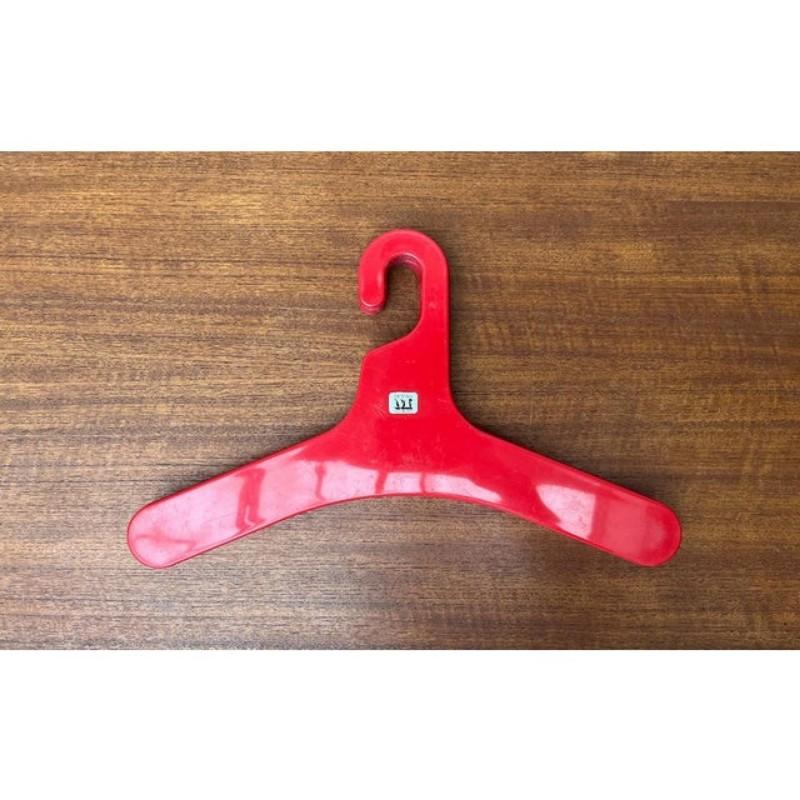 Set of 7 Mid-Century Space Age Coat Hangers by Ingo Maurer for M Design, 1960s In Good Condition For Sale In Hamburg, DE