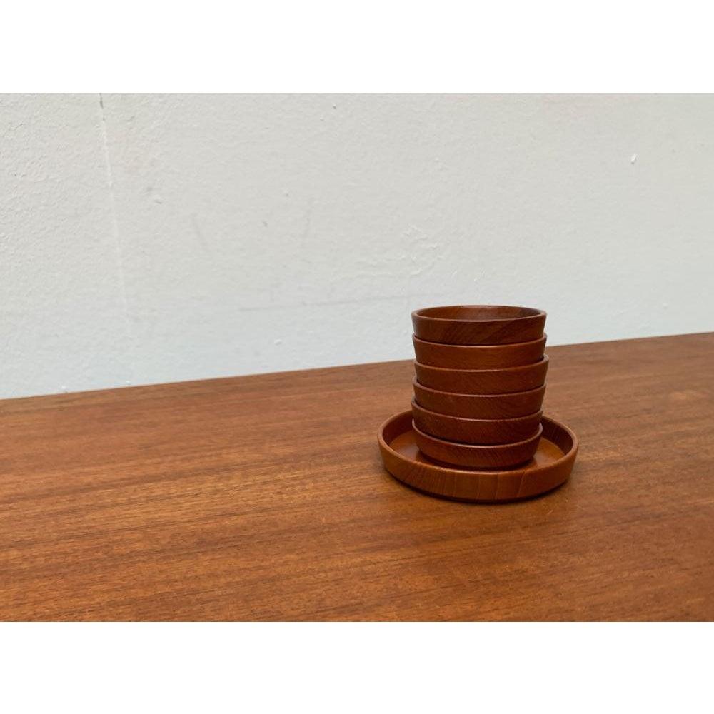 Set of 7 Mid-Century Wooden Bowls, 1960s For Sale 7