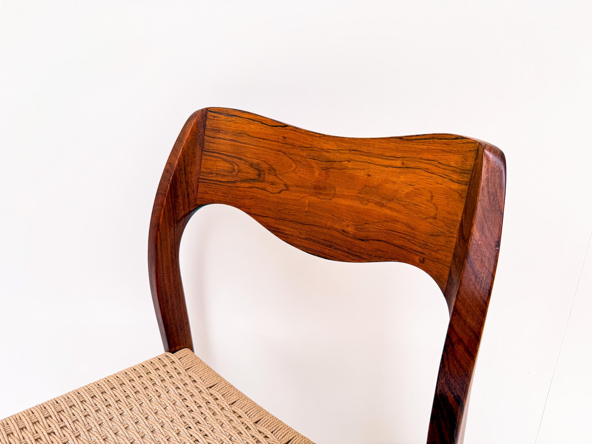 Danois Set of 7 Niels Møller Model 71 Rosewood Dining Chairs, Denmark 1960s en vente