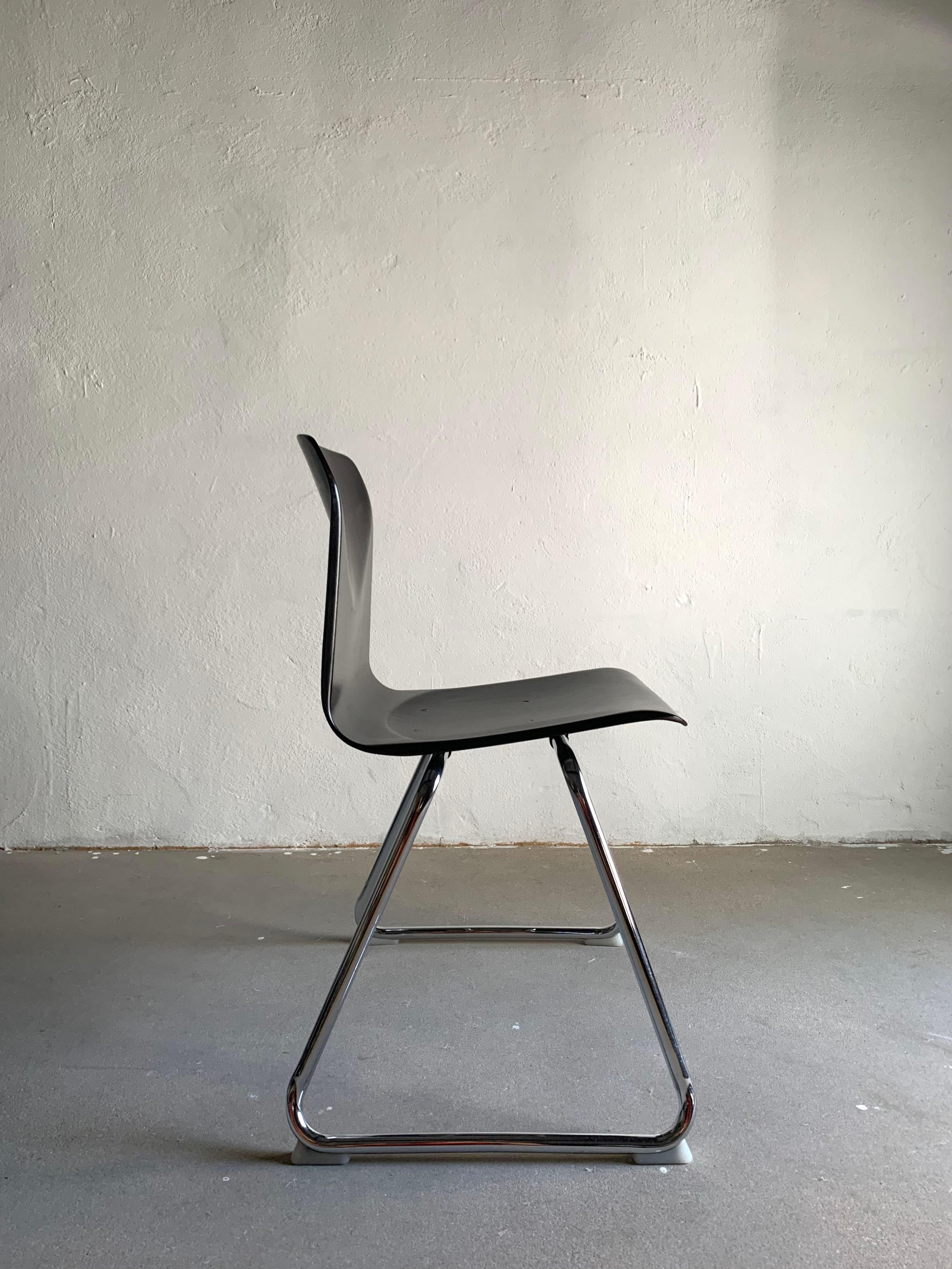 Satz von 7 stapelbaren Pagholtz-Esszimmerstühlen aus Stahlrohr, Westdeutschland 1960er Jahre (Bauhaus) im Angebot