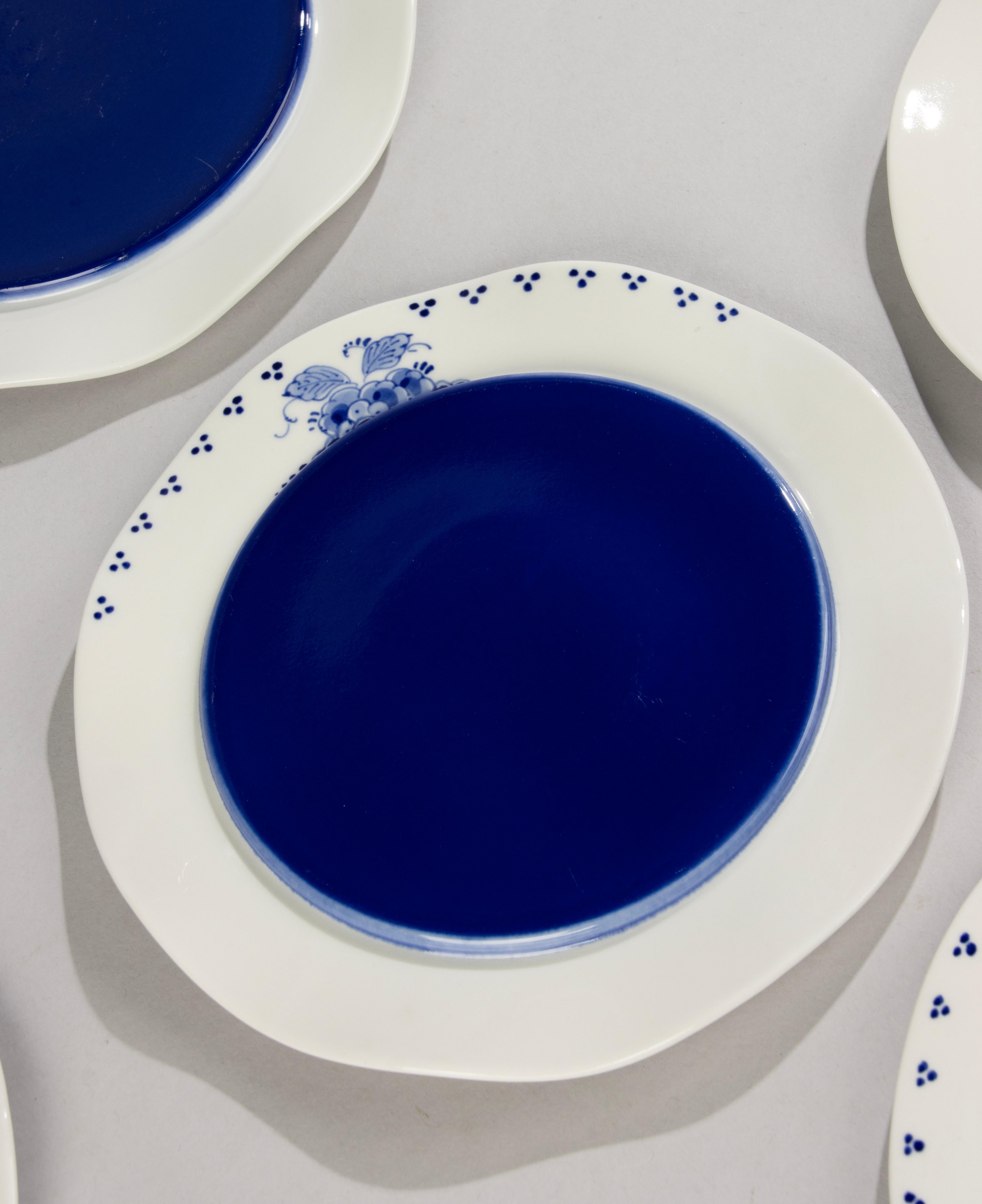 Set of 7 Porcelain Plates - Albertine - Bořek Šípek for De Porceleyne Fles Delft For Sale 3
