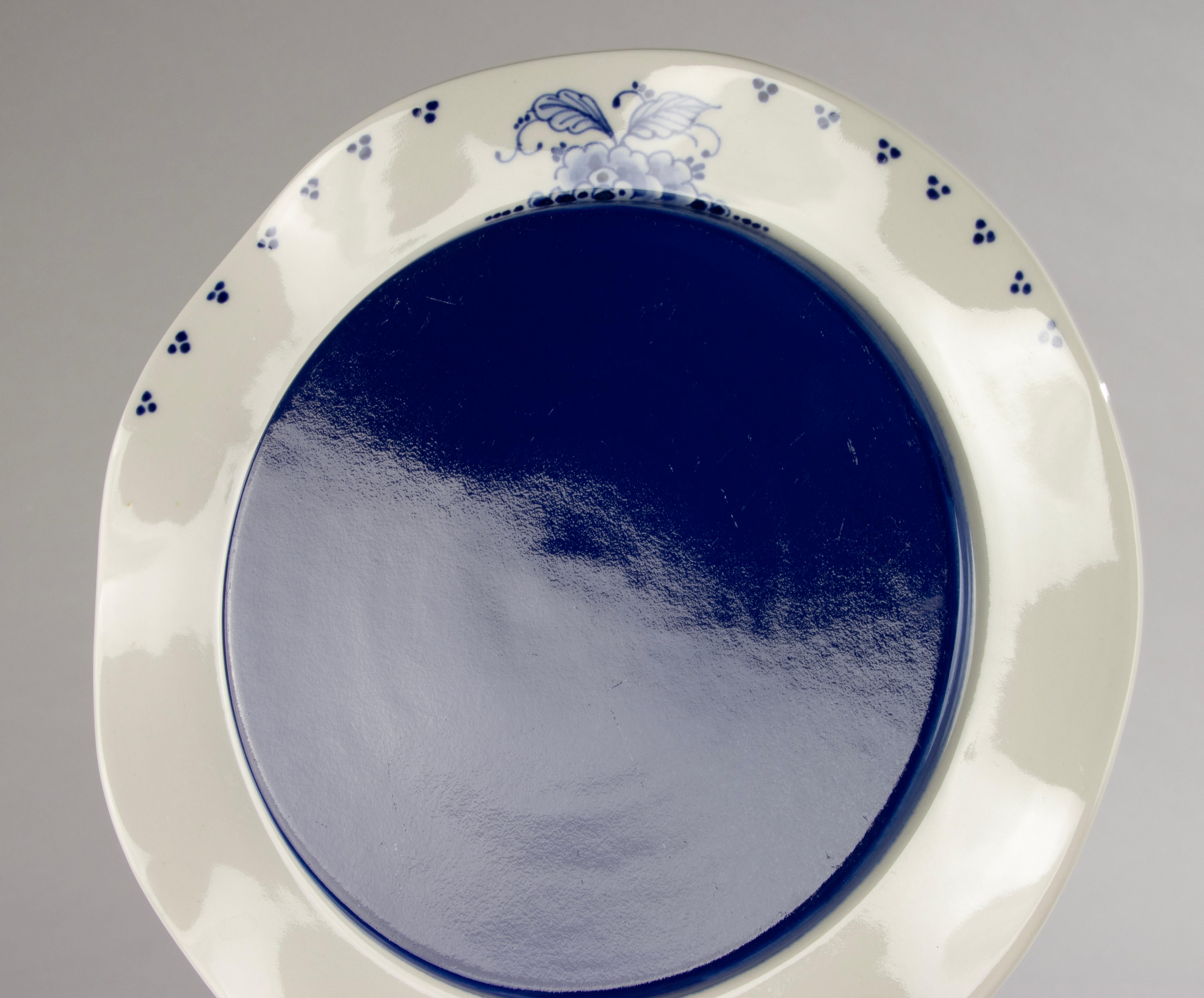 Set of 7 Porcelain Plates - Albertine - Bořek Šípek for De Porceleyne Fles Delft For Sale 5