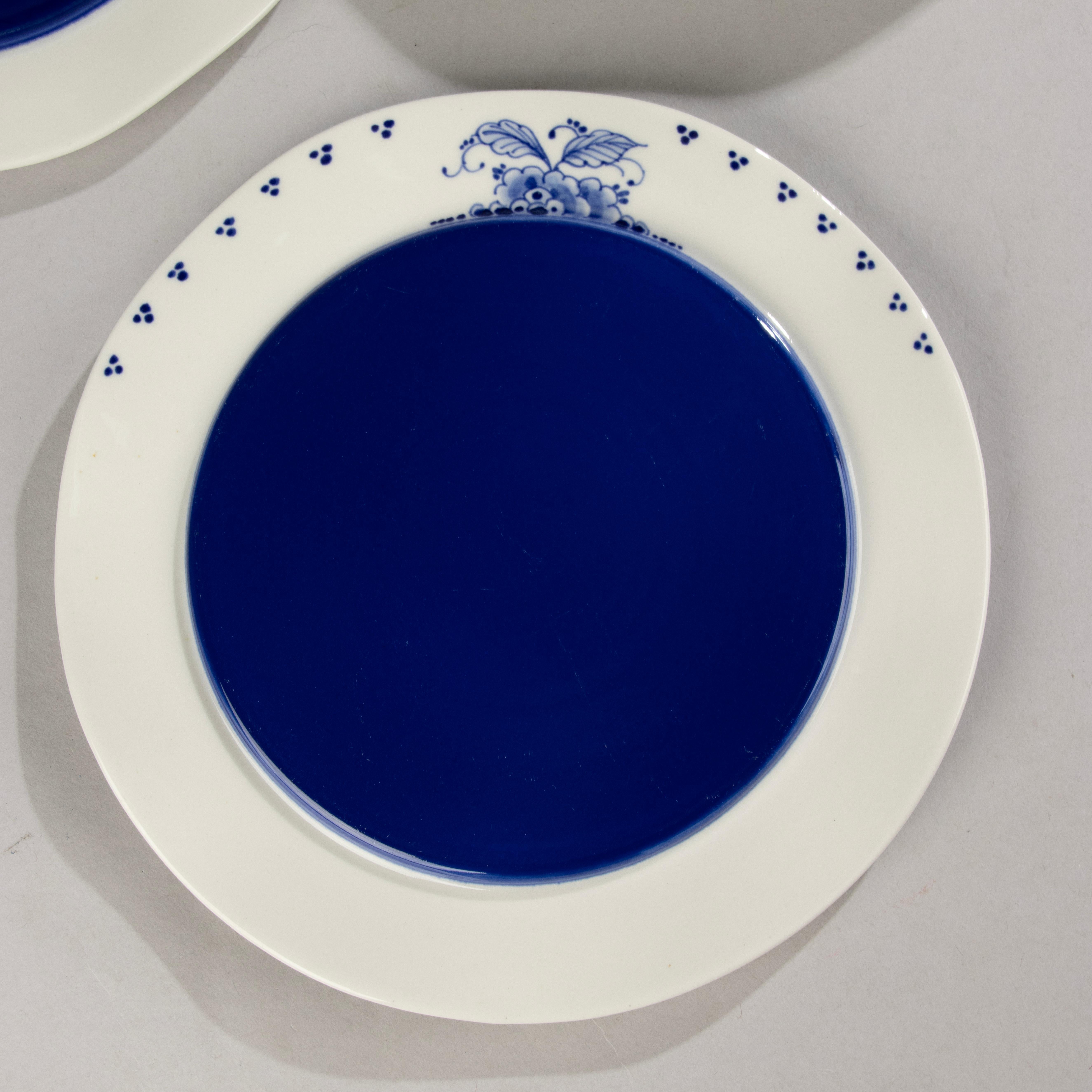 Set of 7 Porcelain Plates - Albertine - Bořek Šípek for De Porceleyne Fles Delft For Sale 1