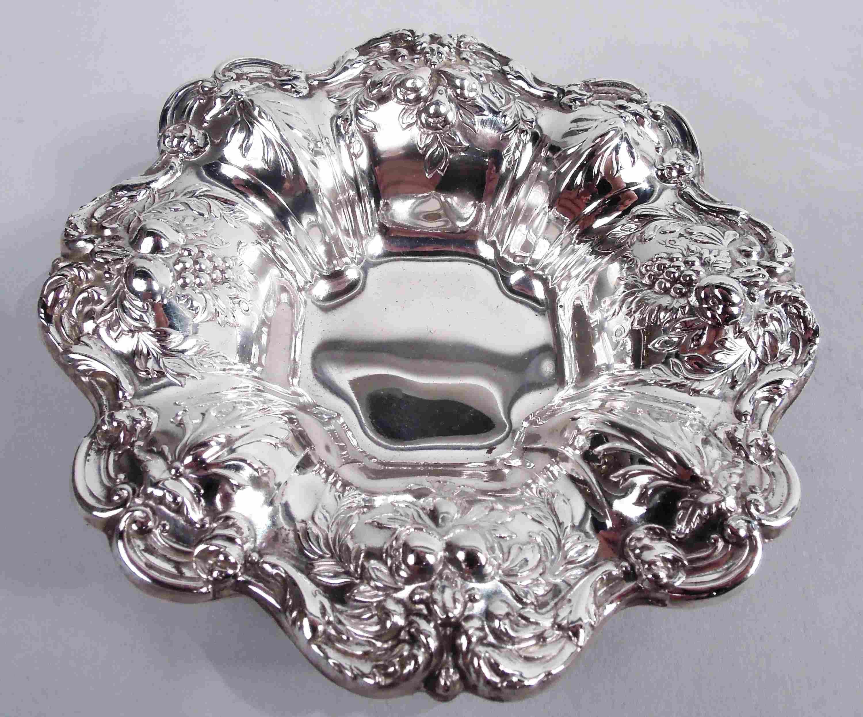 Renaissance Revival Set of 7 Reed & Barton Francis I Sterling Silver Nut Dishes For Sale