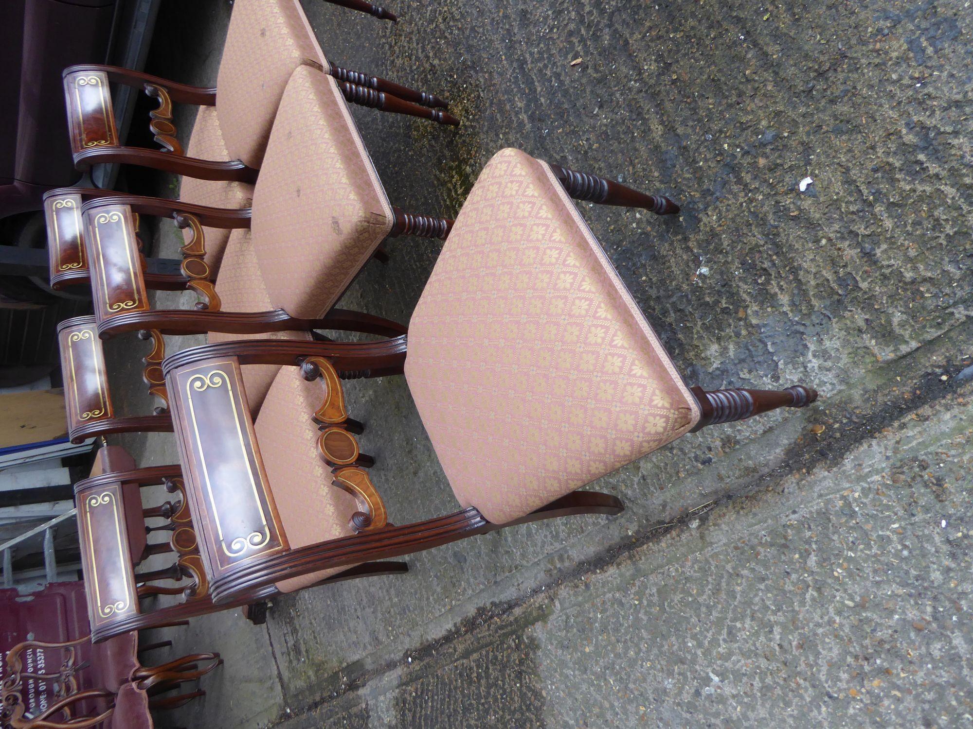 XIX secolo Set di 7 sedie da pranzo Regency in mogano in vendita