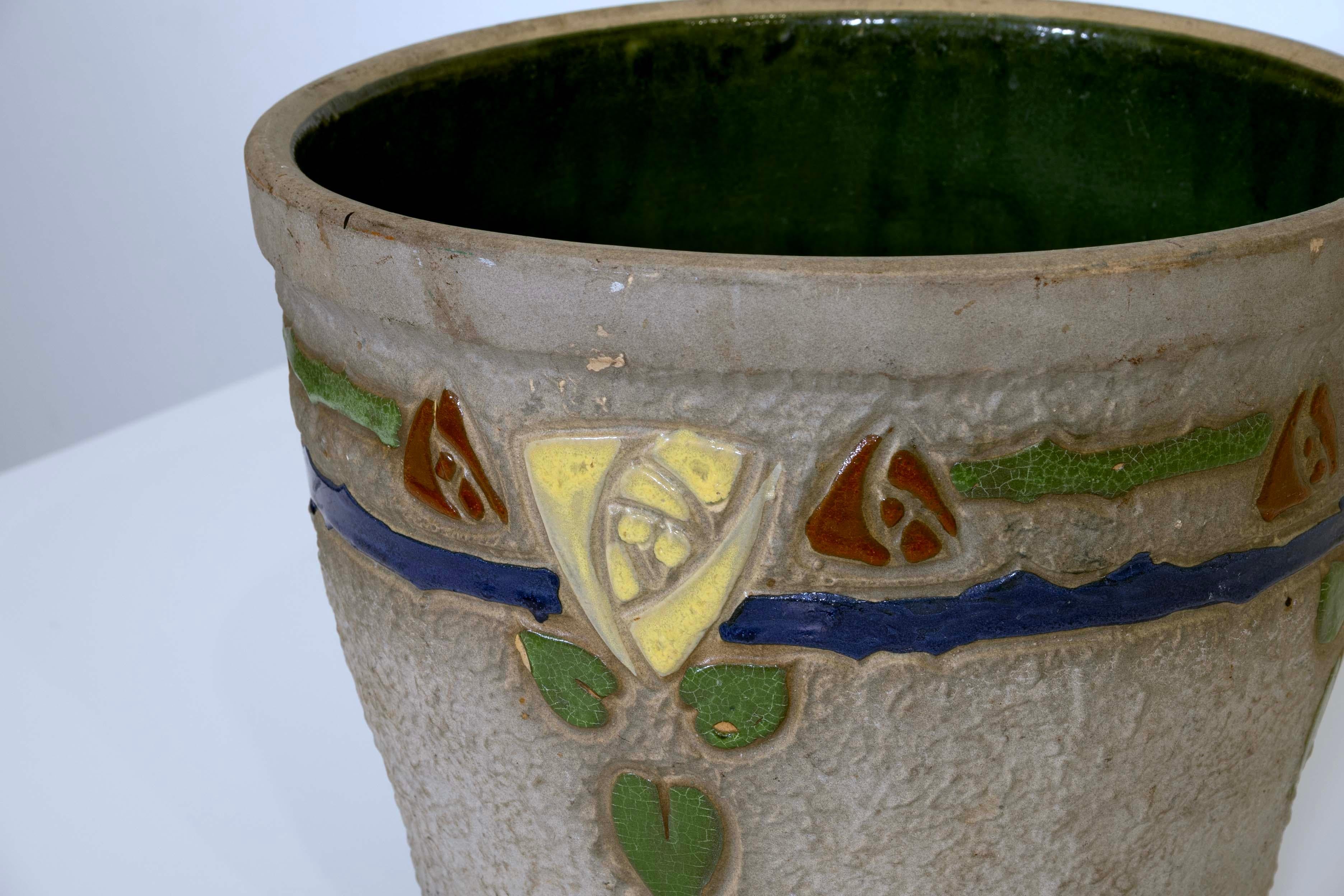 Set of 7 Roseville Ceramic Pottery Pieces Arts & Crafts Early 20th Century For Sale 4