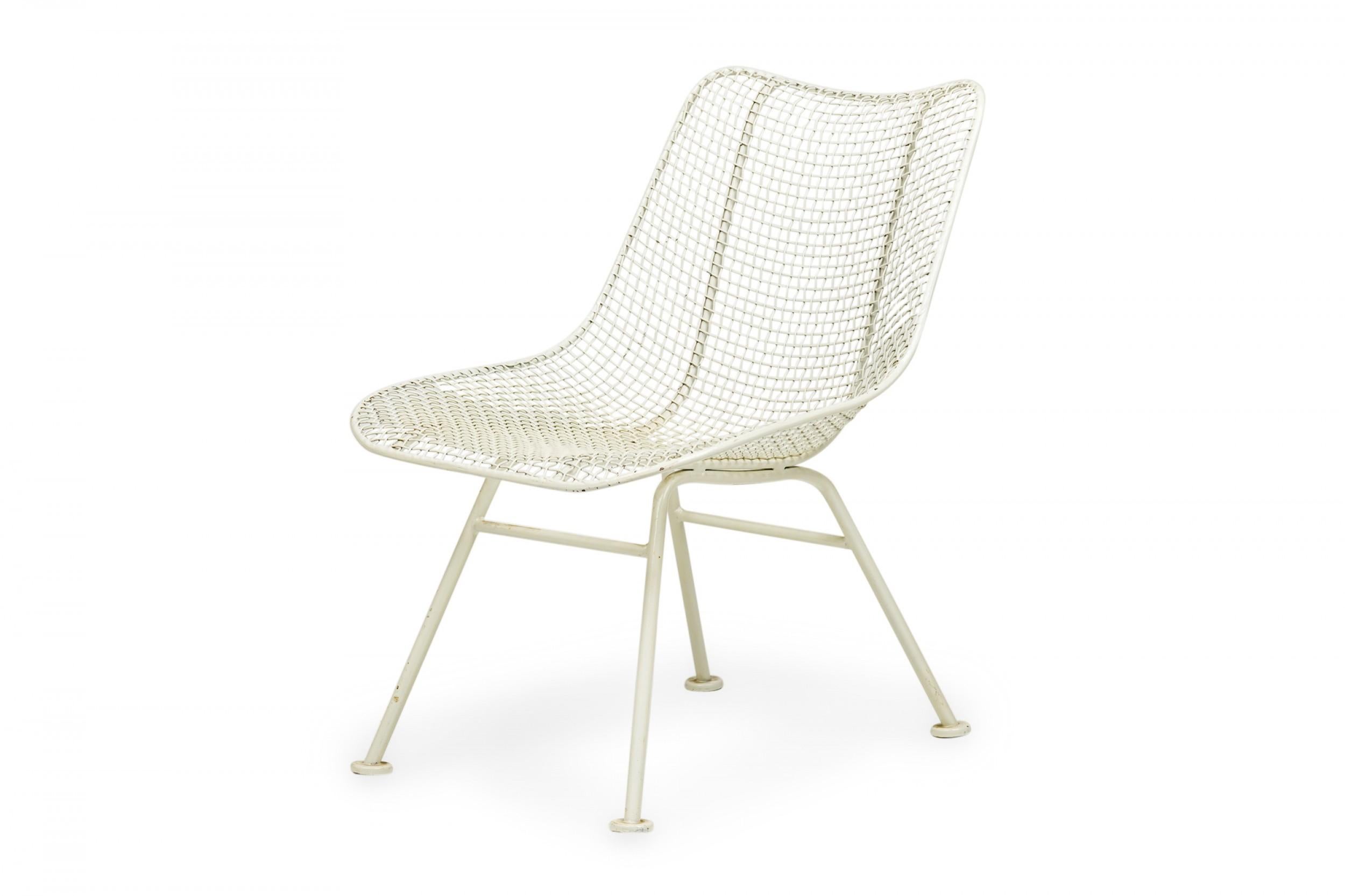 Mid-Century Modern Ensemble de 7 chaises de salle à manger Sculptura en fer forgé et maille d'acier de Russell Woodard en vente