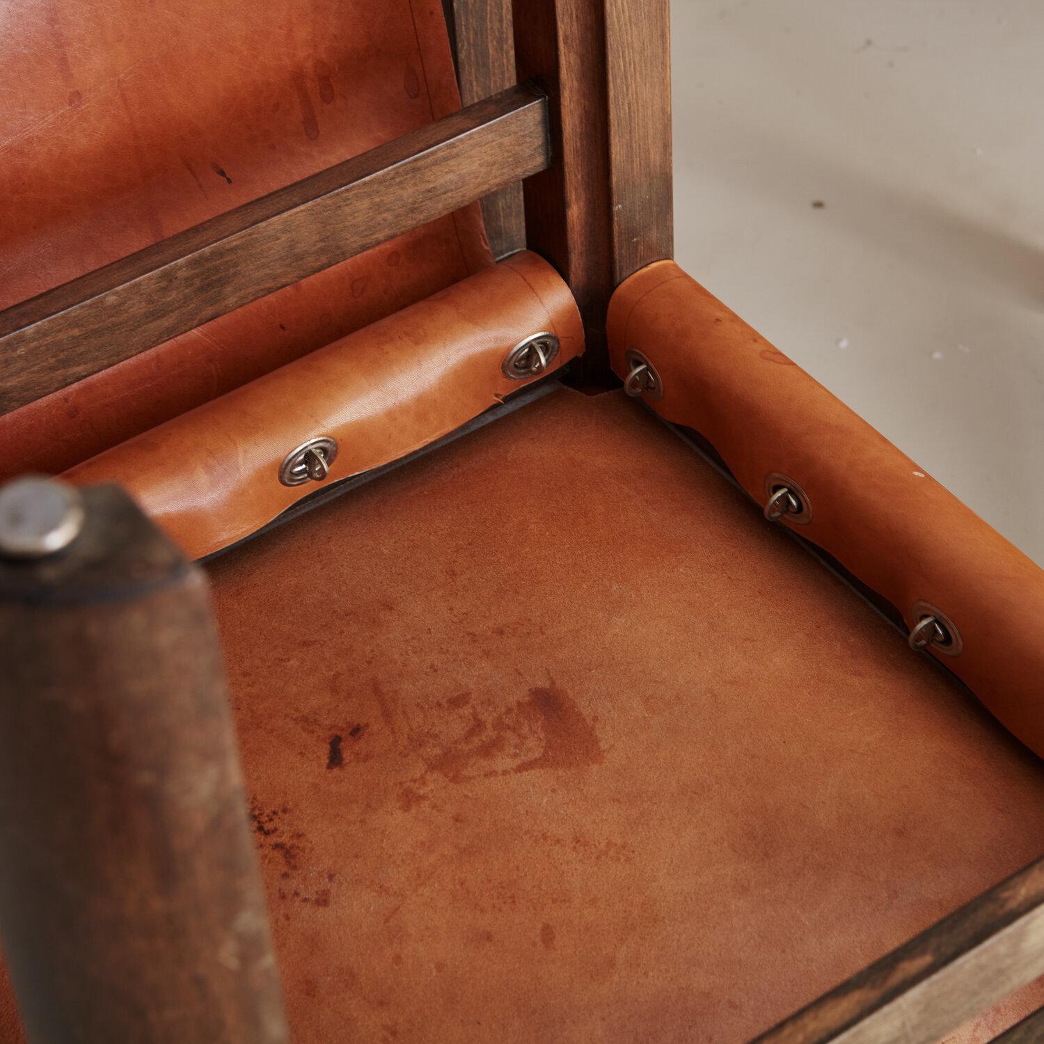 Set of 7 Saddle Leather Sling Back Dining Chairs by Jordi Vilanova 10