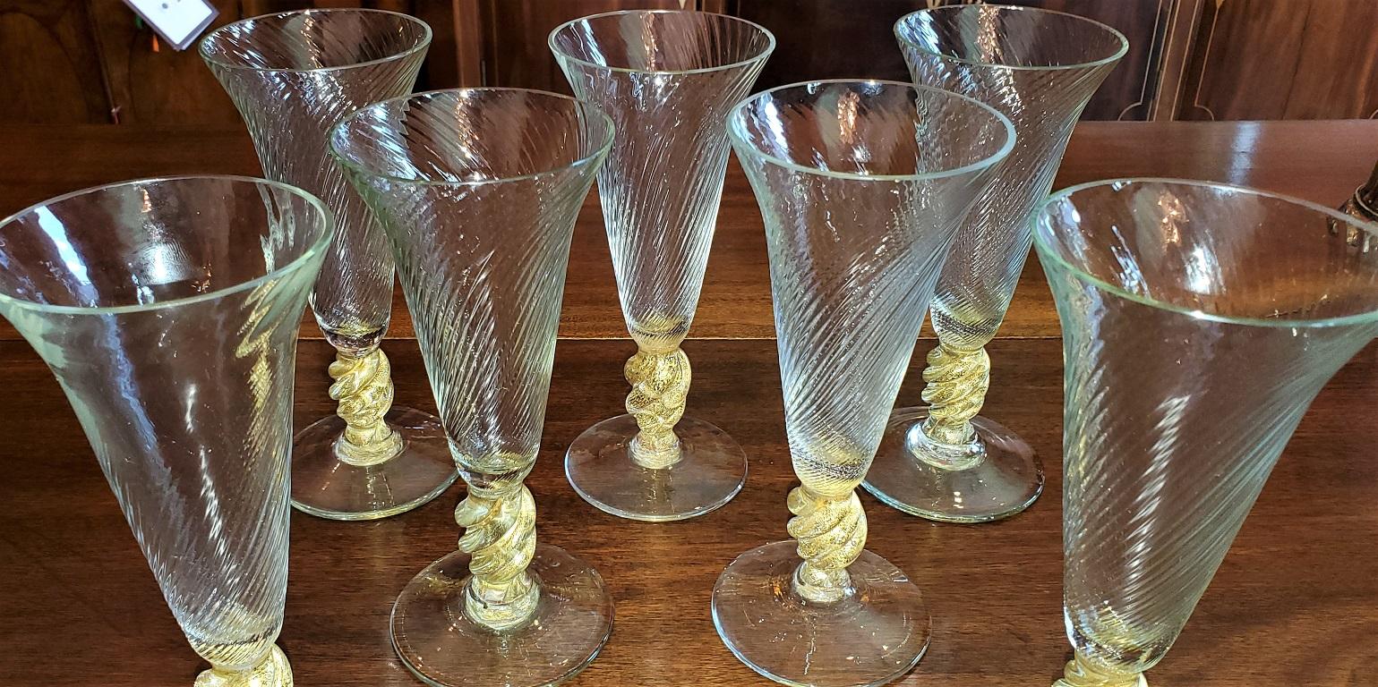 Appliqué Set of 7 Salviati Venetian Gold Fleck Tall Champagne Flutes