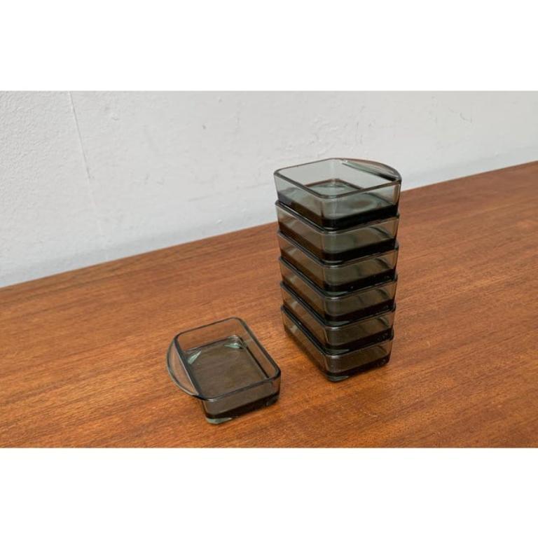 Ensemble de 7 petits plateaux-bols en verre Cabaret danois du milieu du siècle, Holmegaard, années 1960 en vente 3