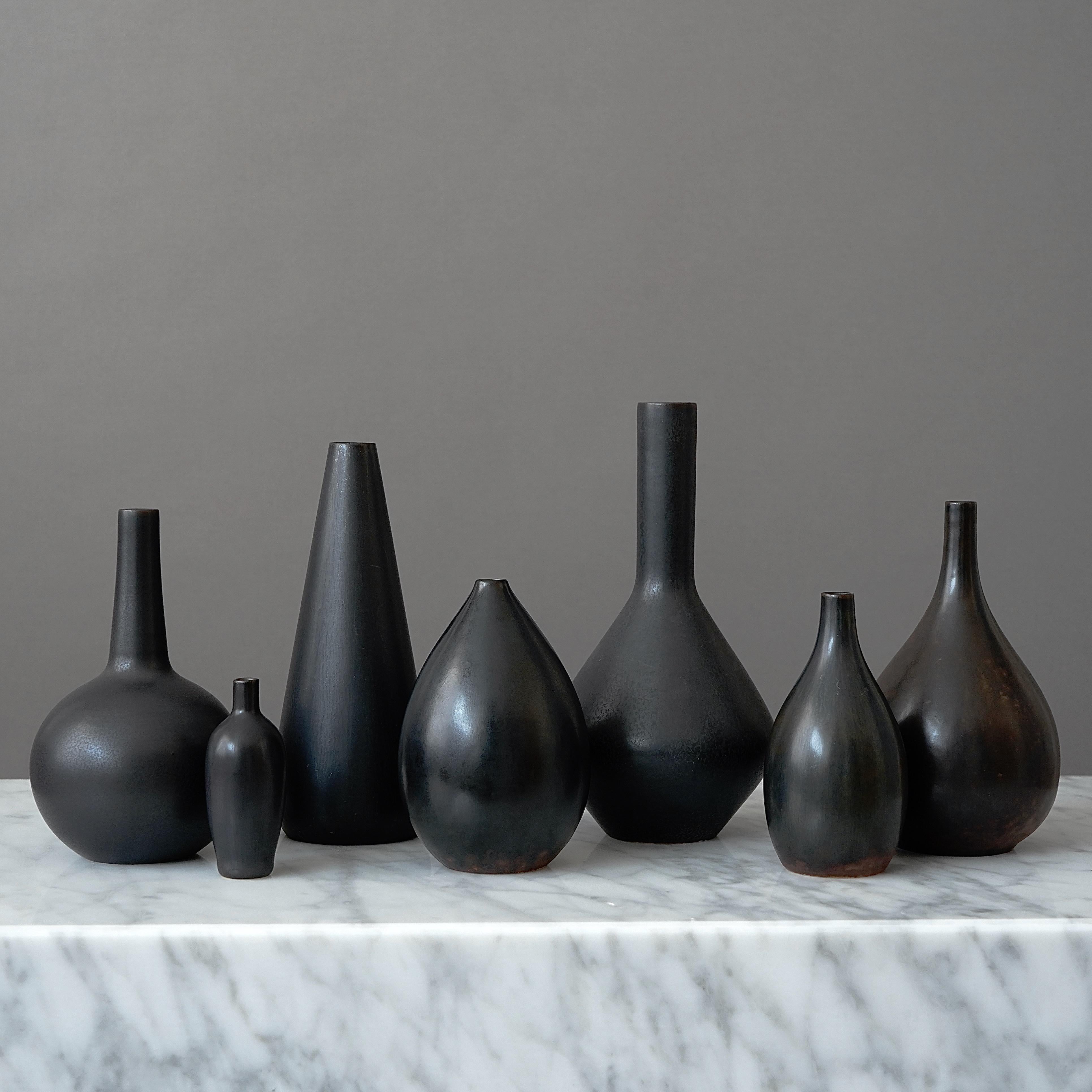 Set of 7 Black Stoneware Vases by Carl-Harry Stalhane, Rorstrand, Sweden, 1950s For Sale 5