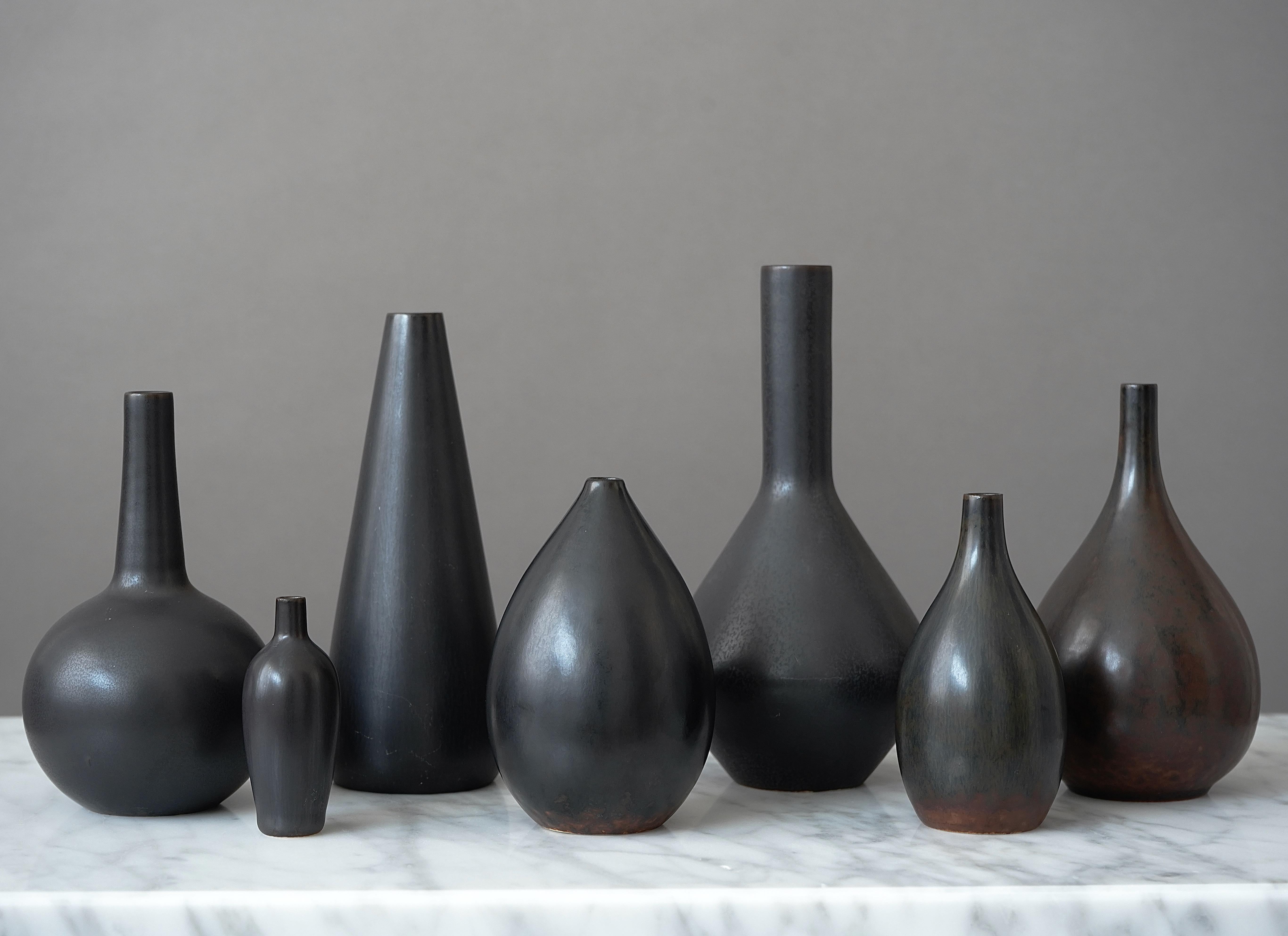 Set of 7 Black Stoneware Vases by Carl-Harry Stalhane, Rorstrand, Sweden, 1950s For Sale 6