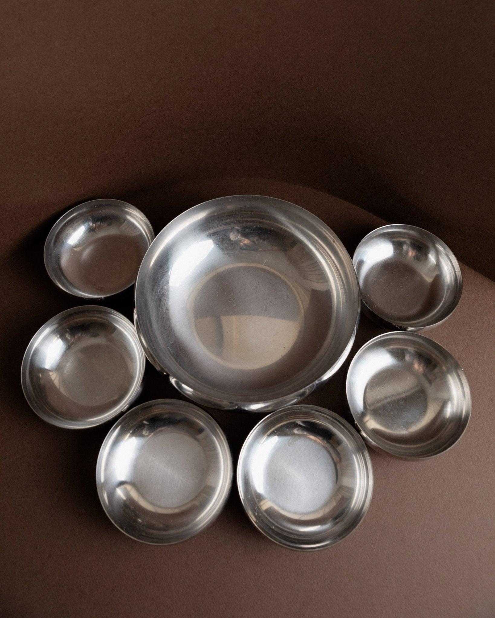 Satz von 7 Vintage-Edelstahlschüsseln A Space Age Design, Italien, 1980er Jahre im Angebot 2